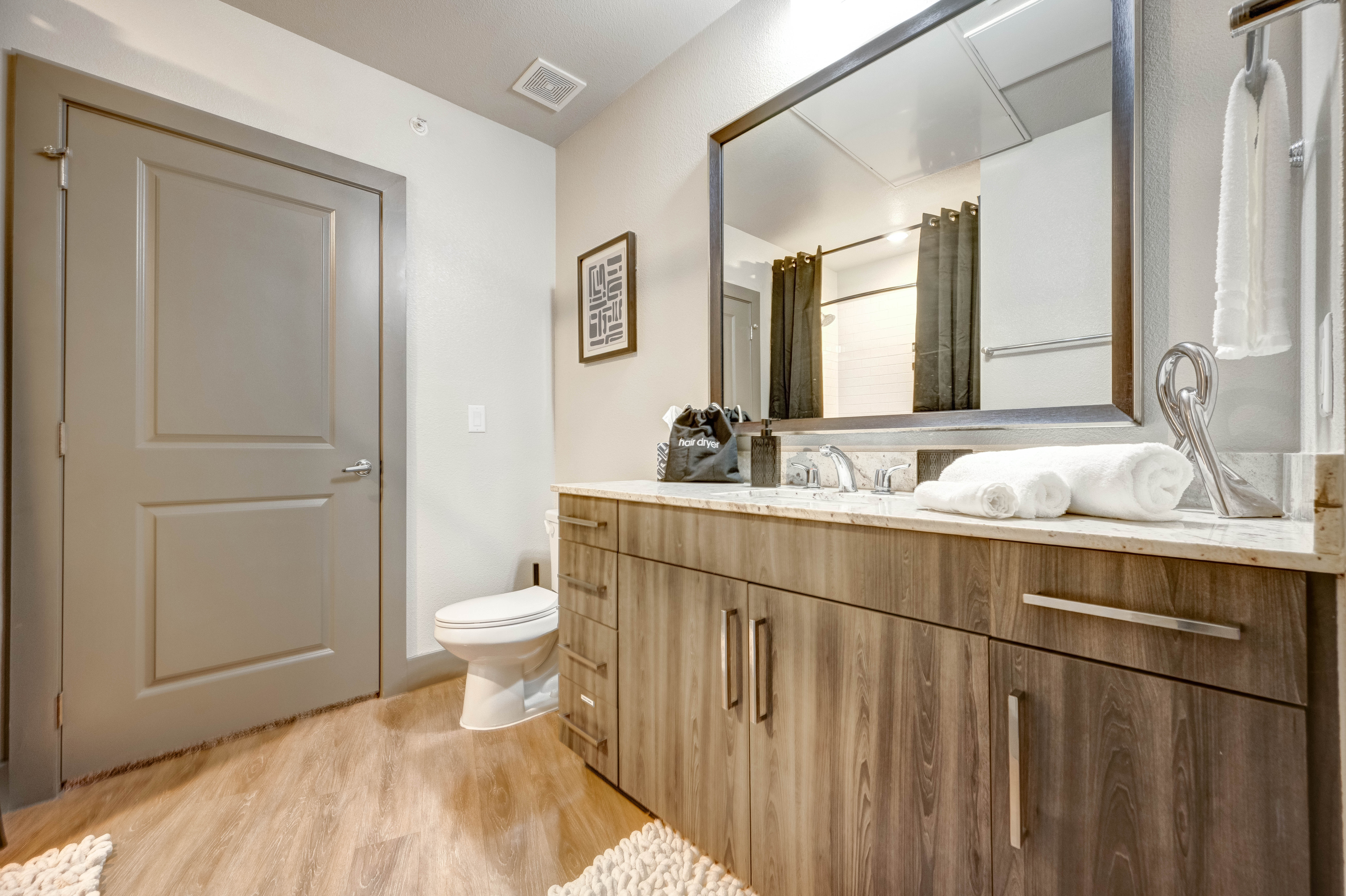 Executive Suite XL w/ King Bed photo 4
