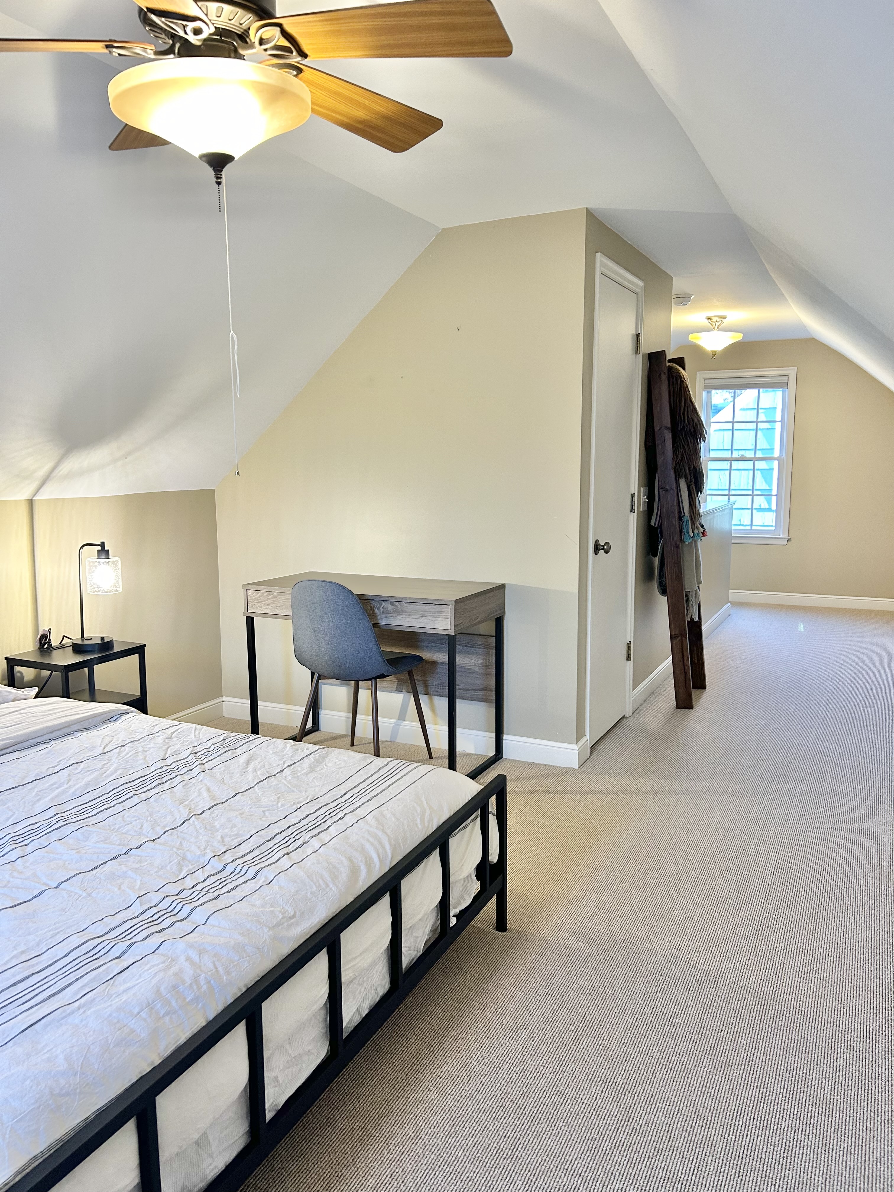 4 BD 2 BA Entire Home photo 5