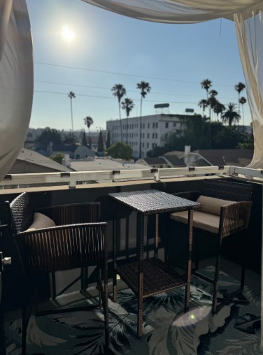 Studio Apt | Balcony, Free Parking, Fully Equipped photo 2