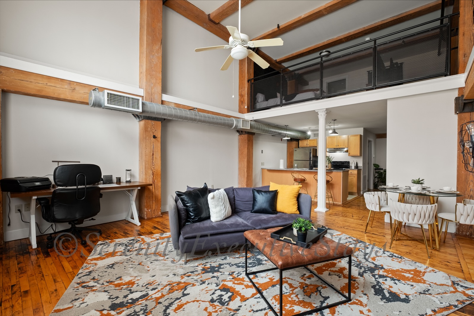 Fully Furnished Executive Loft | Utilities & Wi-Fi photo 4