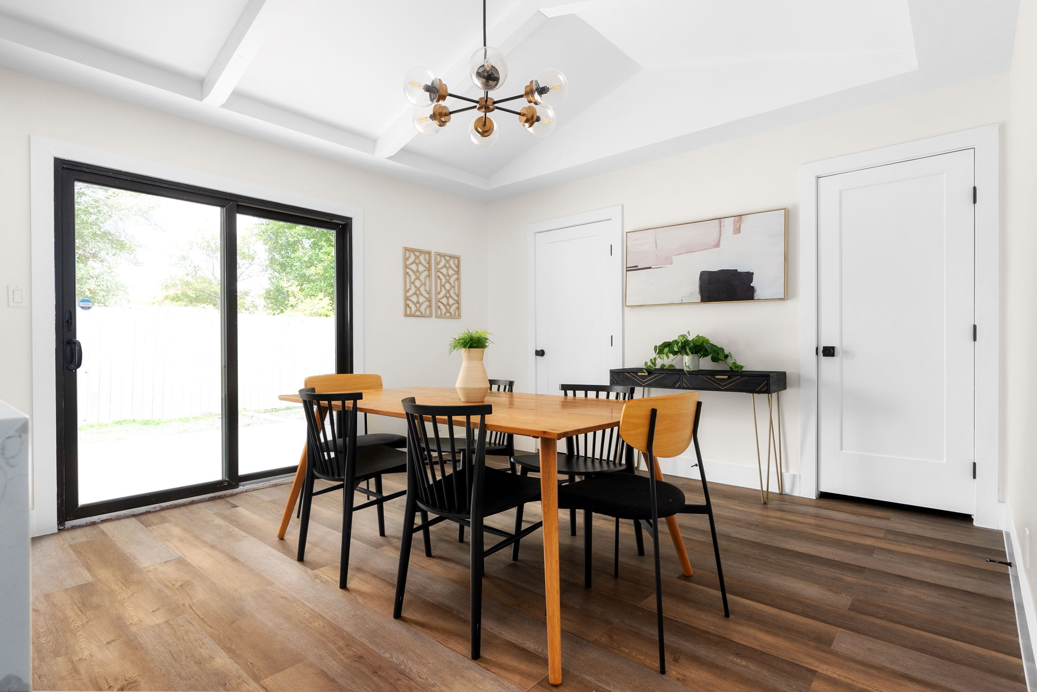 3BR * Sleeps 6 * Near Q2 | SXSW | North/Central photo 4