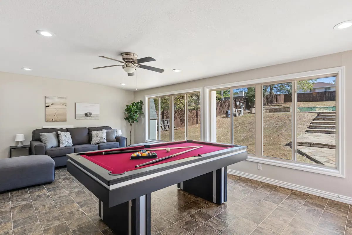 Furnished 4bed 2bath with pool and spa photo 5