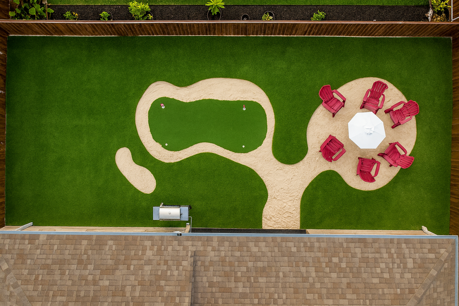 Hot tub -- Putting Green--Pool table- Relax&Retret photo 3