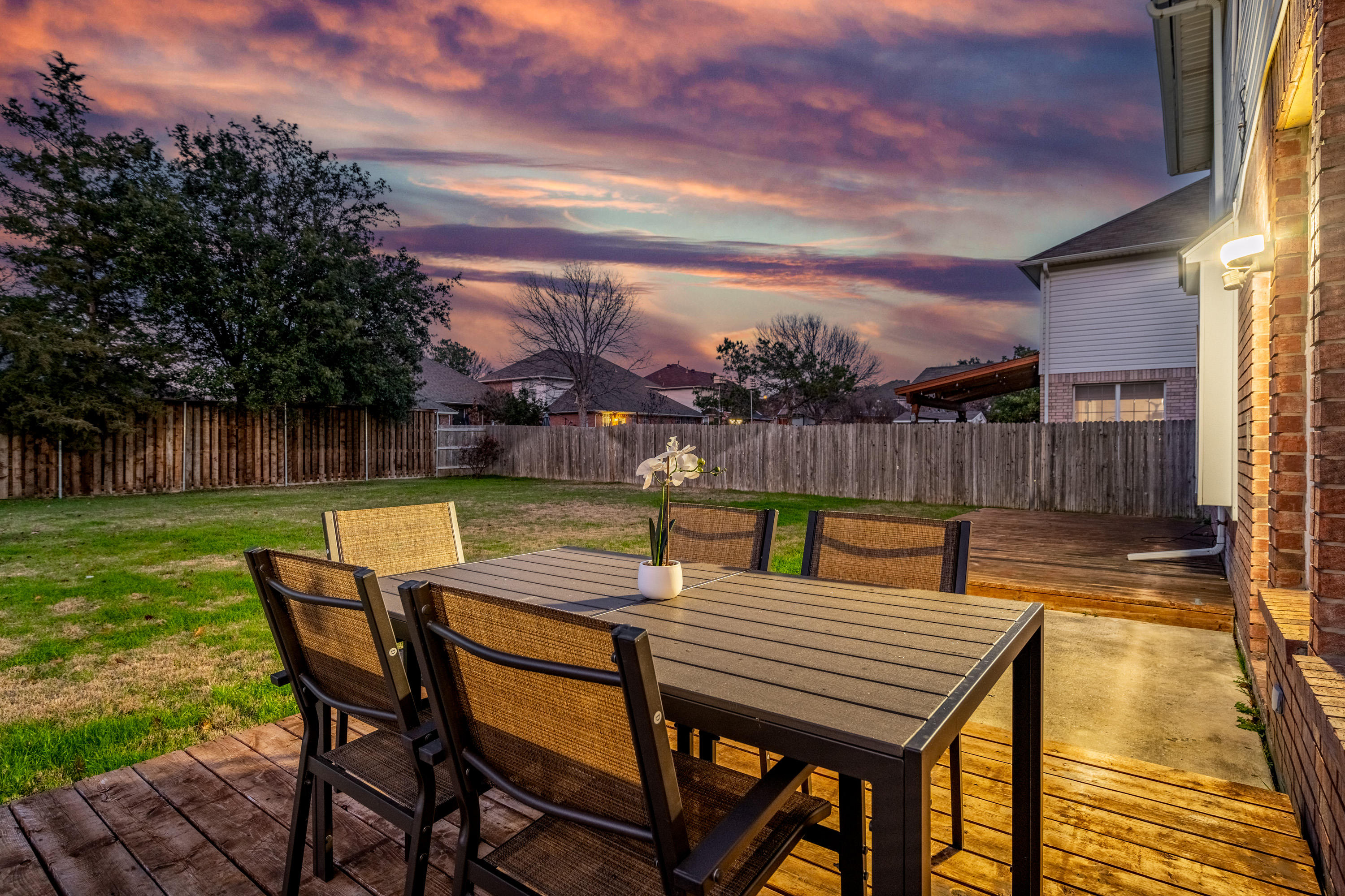 fort worth// spacious// table tennis++ foosball photo 2