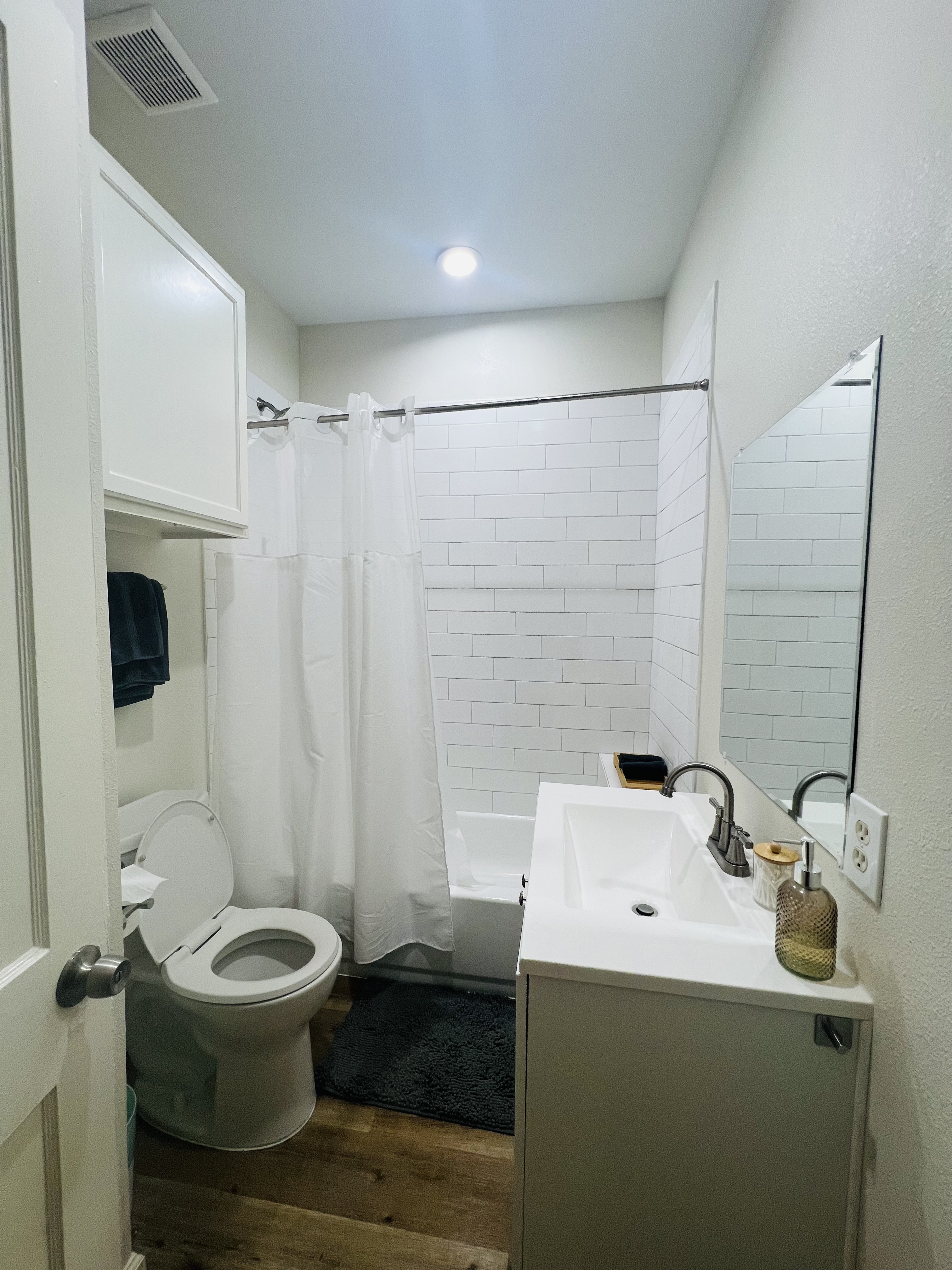 Spacious 4BR/2BA Near Med Center, Museum & Zoo photo 2