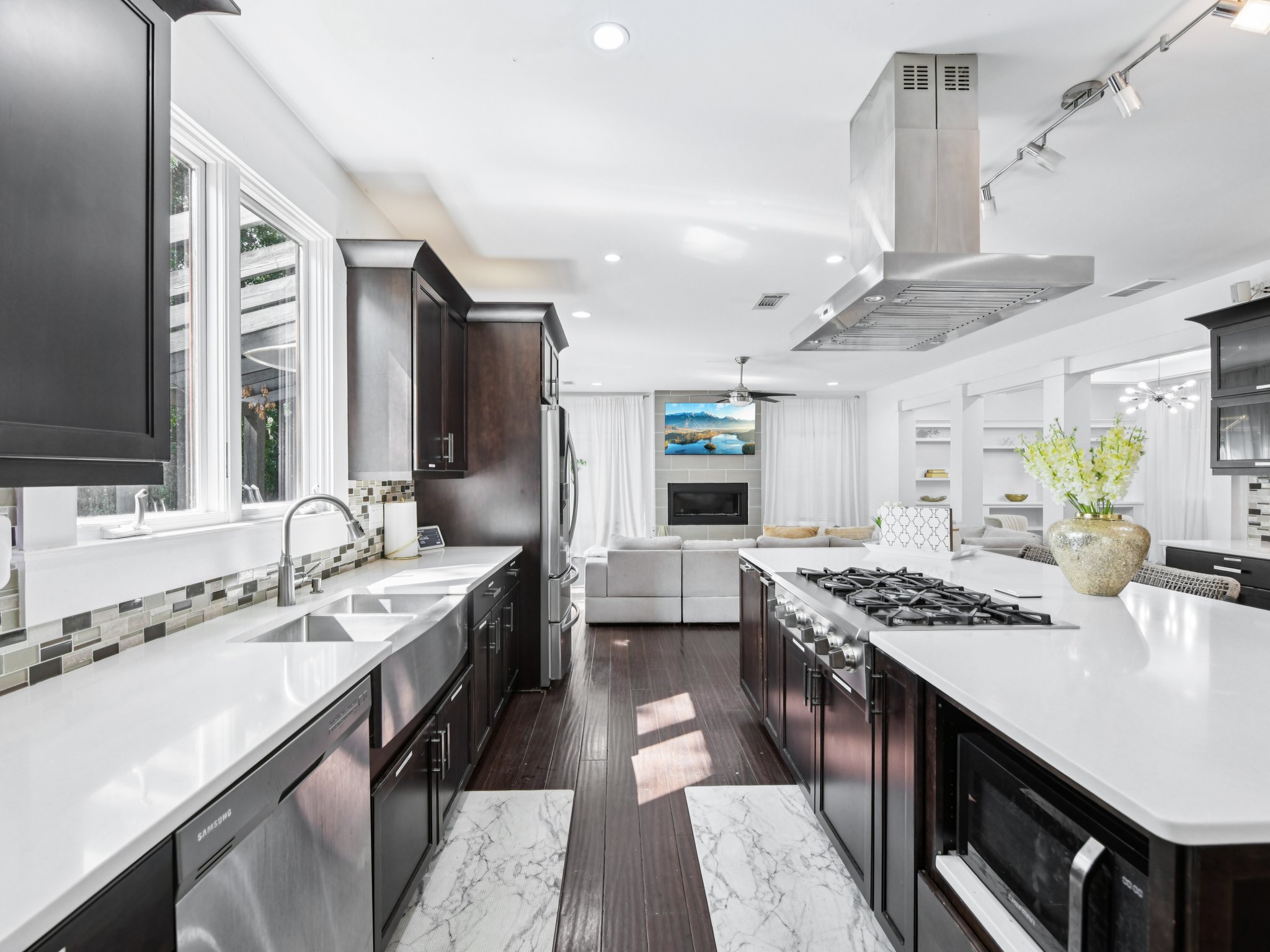 Luxurious home in N. Buckhead/ Brookhaven area photo 3