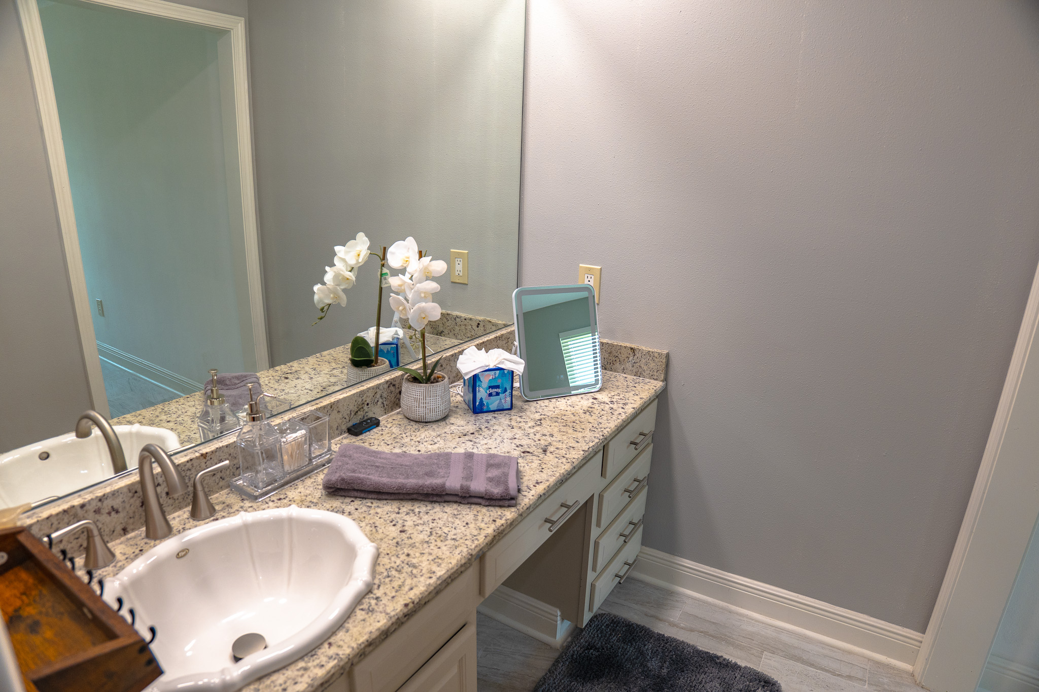 4 Bed, 2 Bath Remodeled Home photo 5