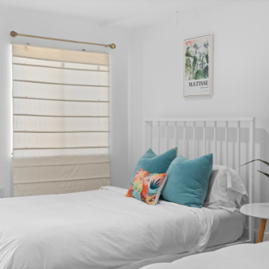 Solace at Bayhaus | 2 Bed | WFH | Laundry | Parkng photo 5
