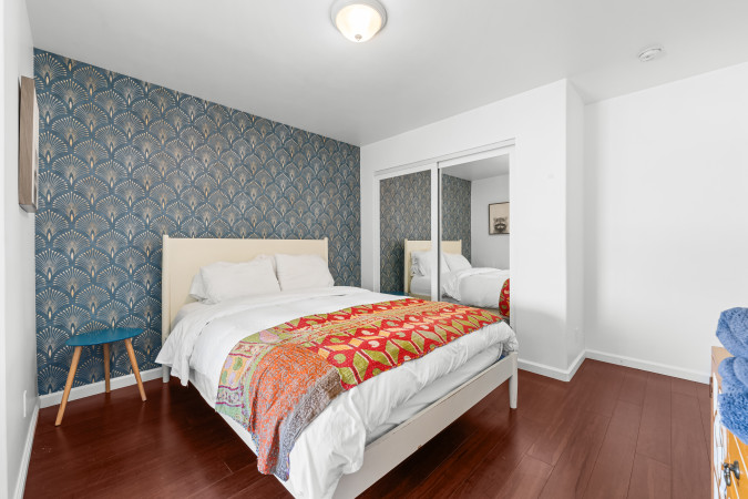 Haven at Bayhaus| Fast WiFi  | Parking | W/D | WFH photo 3