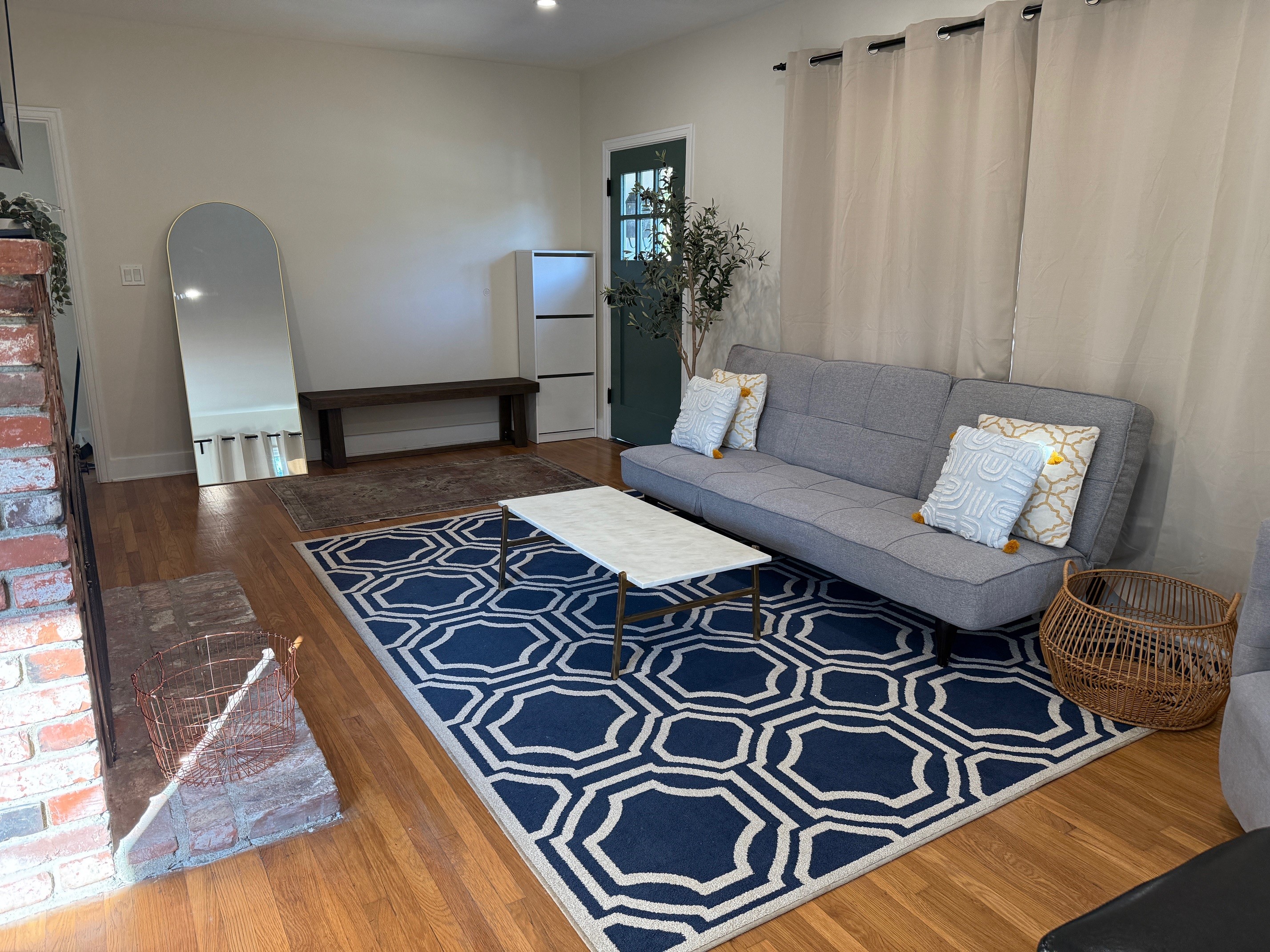 Charming Pasadena Retreat in a Central Location on photo 2