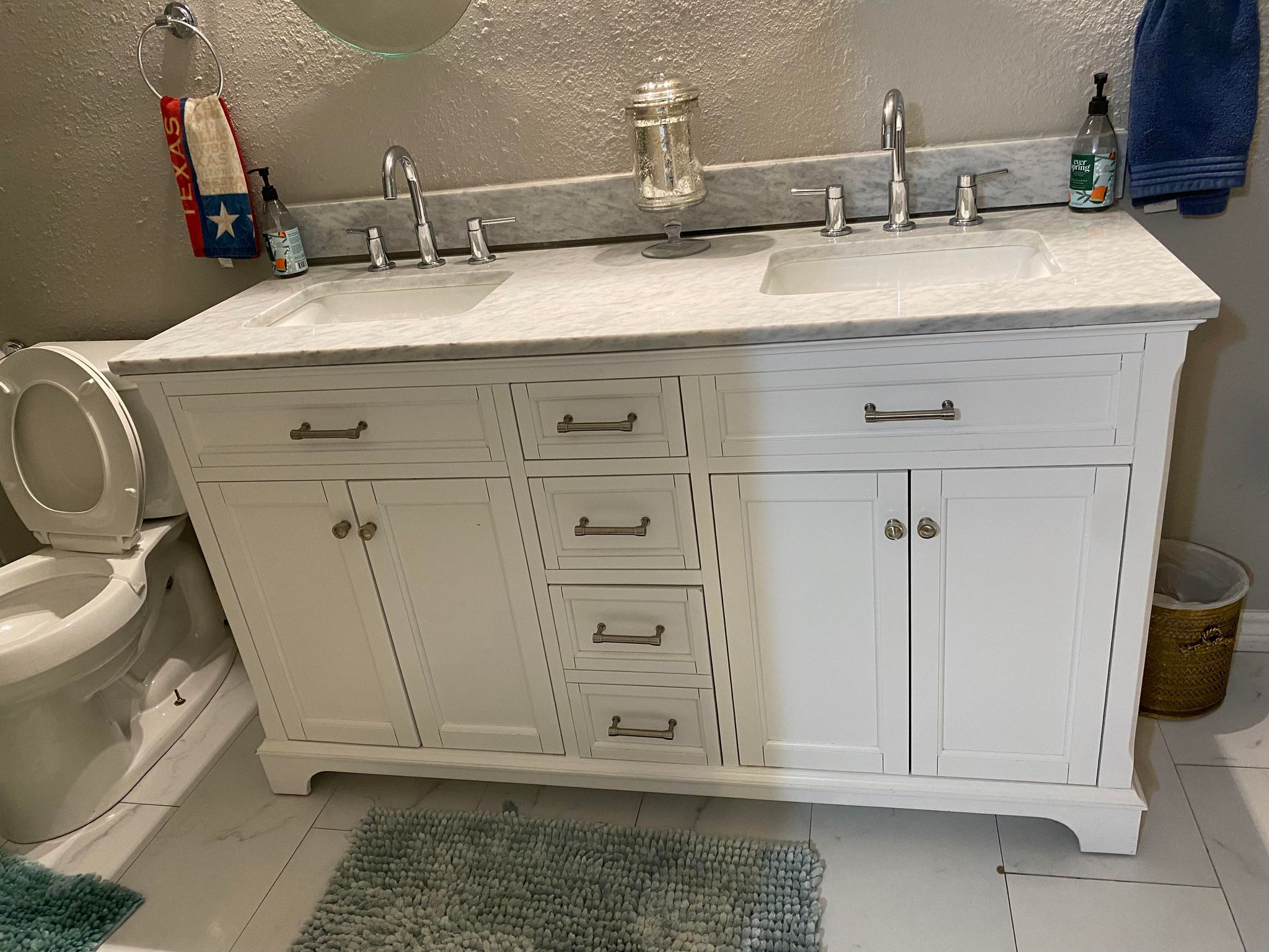Spacious 6BR Rental Near IAH with Private Backyard photo 4