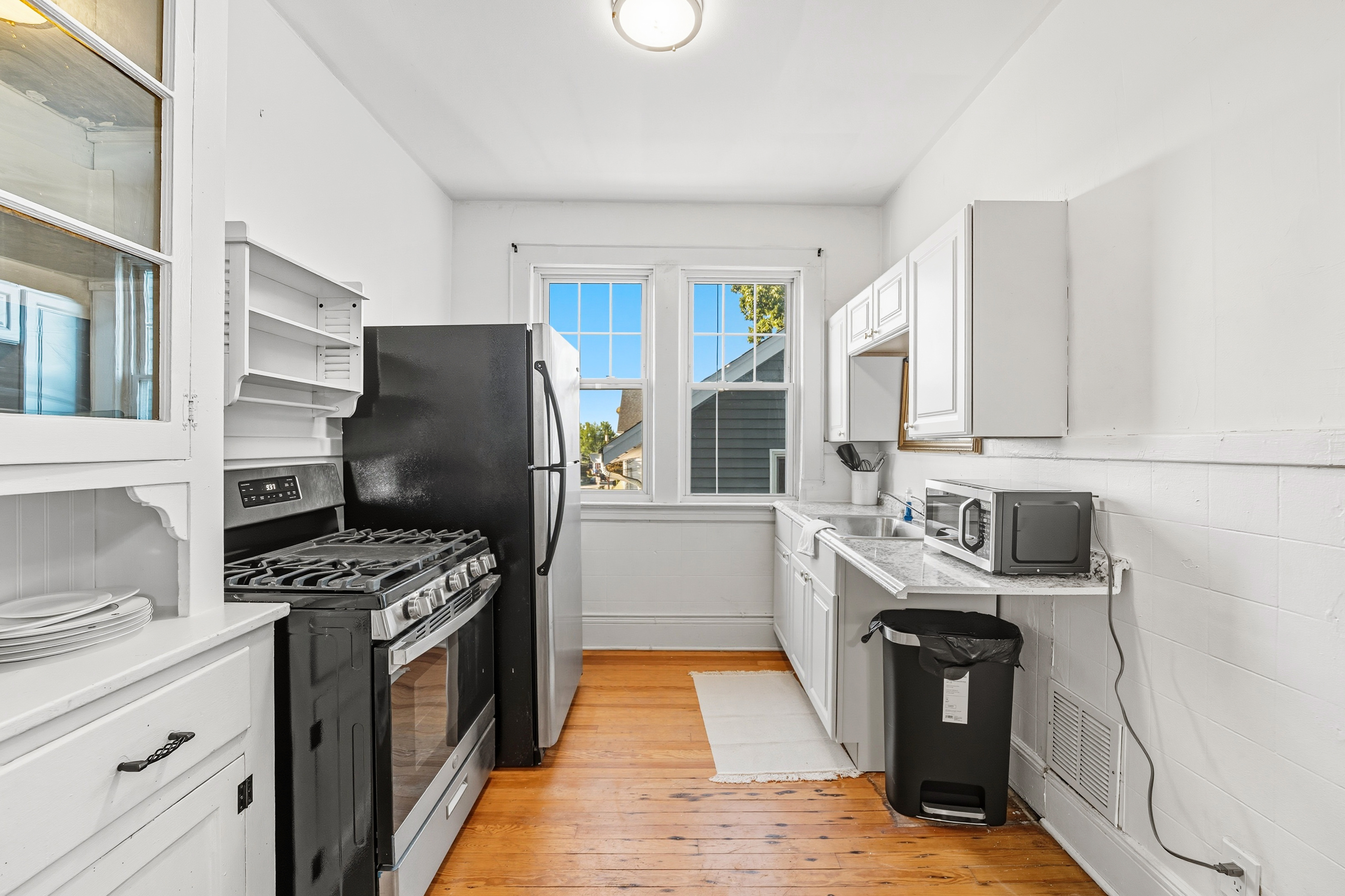 Spacious 2BR Condo Near NYC & Newark photo 4