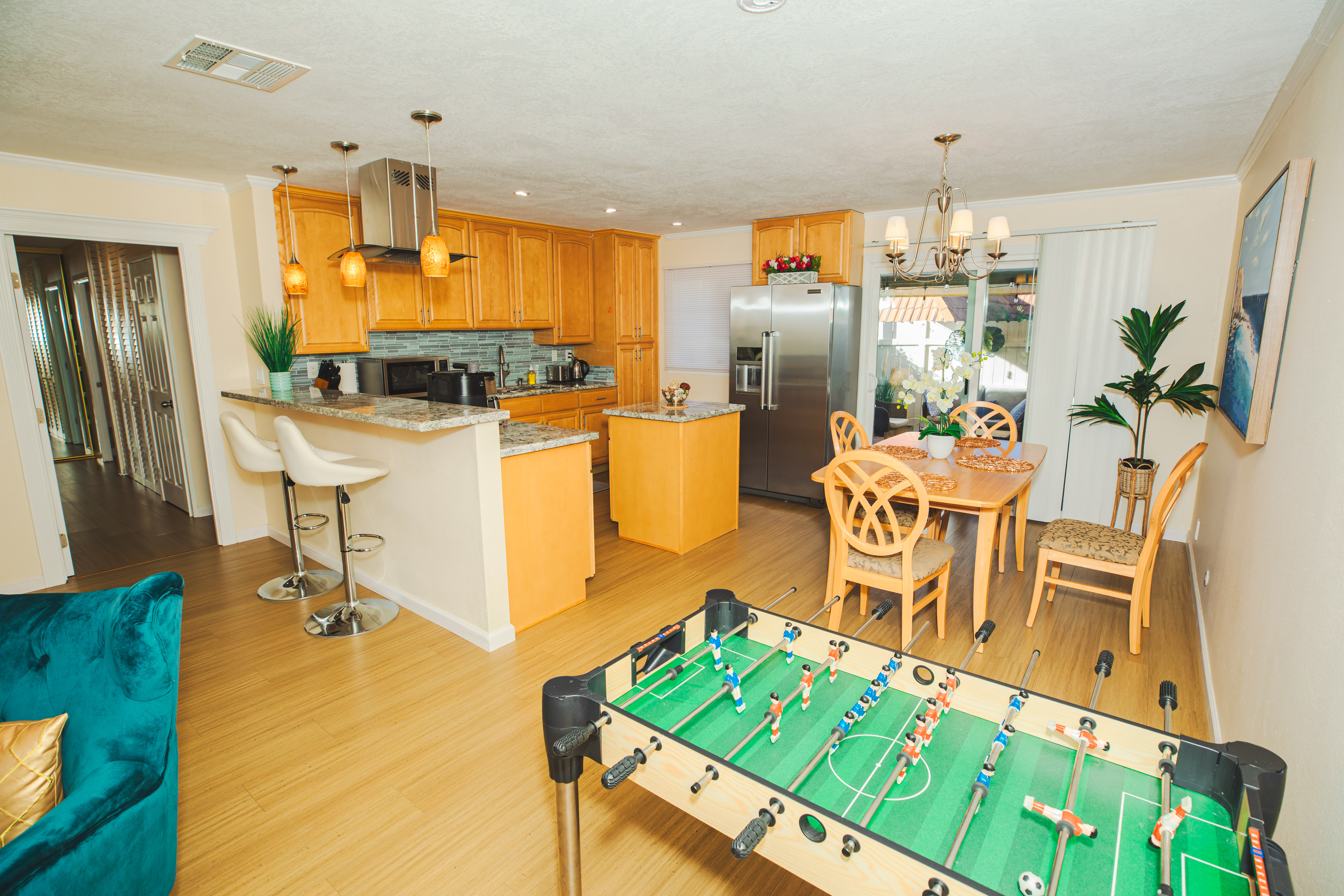 Cozy Italian Style 3 Bed Home (Newly Remodeled) photo 5