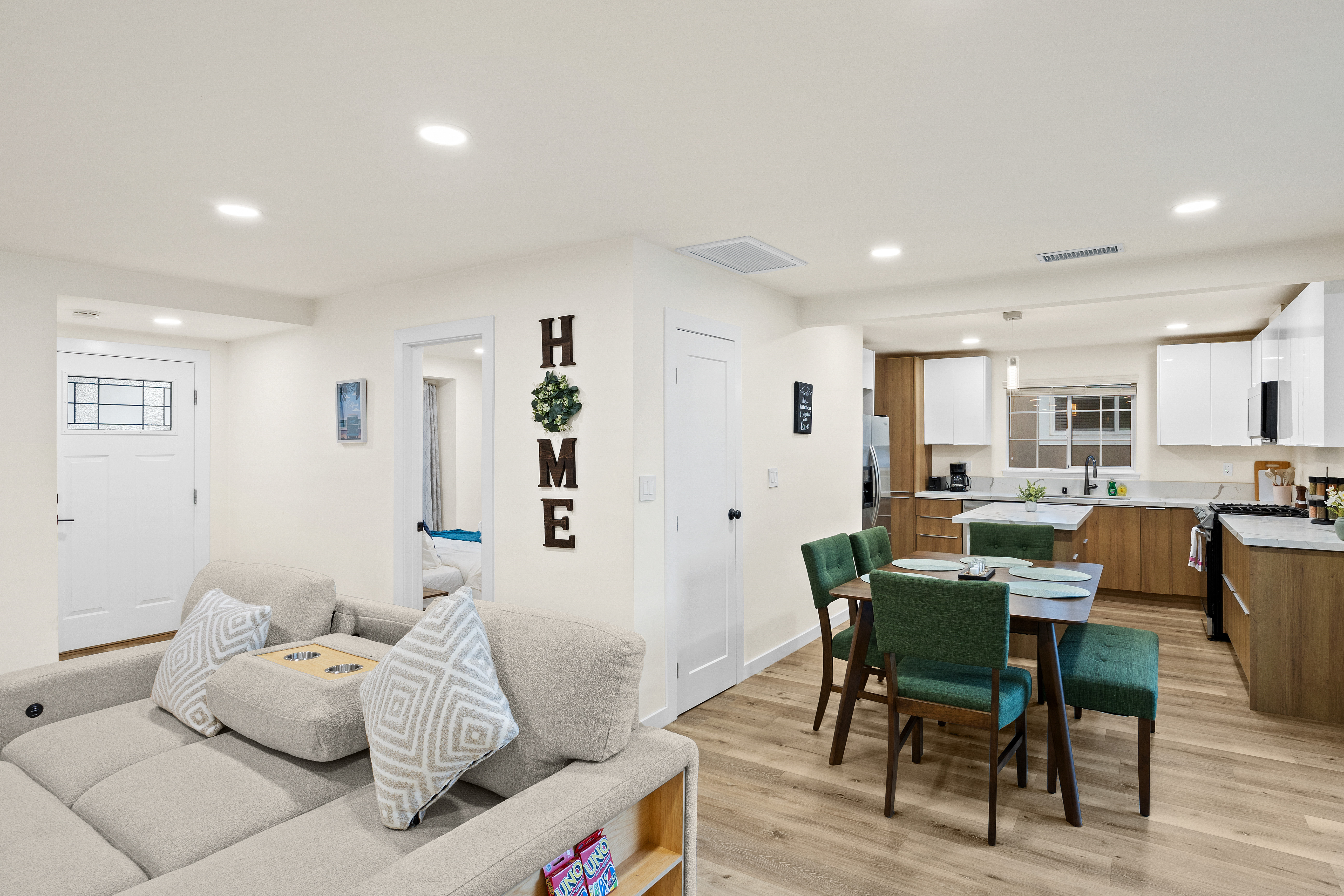 Casa Tranquila – Modern Comfort Meets Warmth photo 3