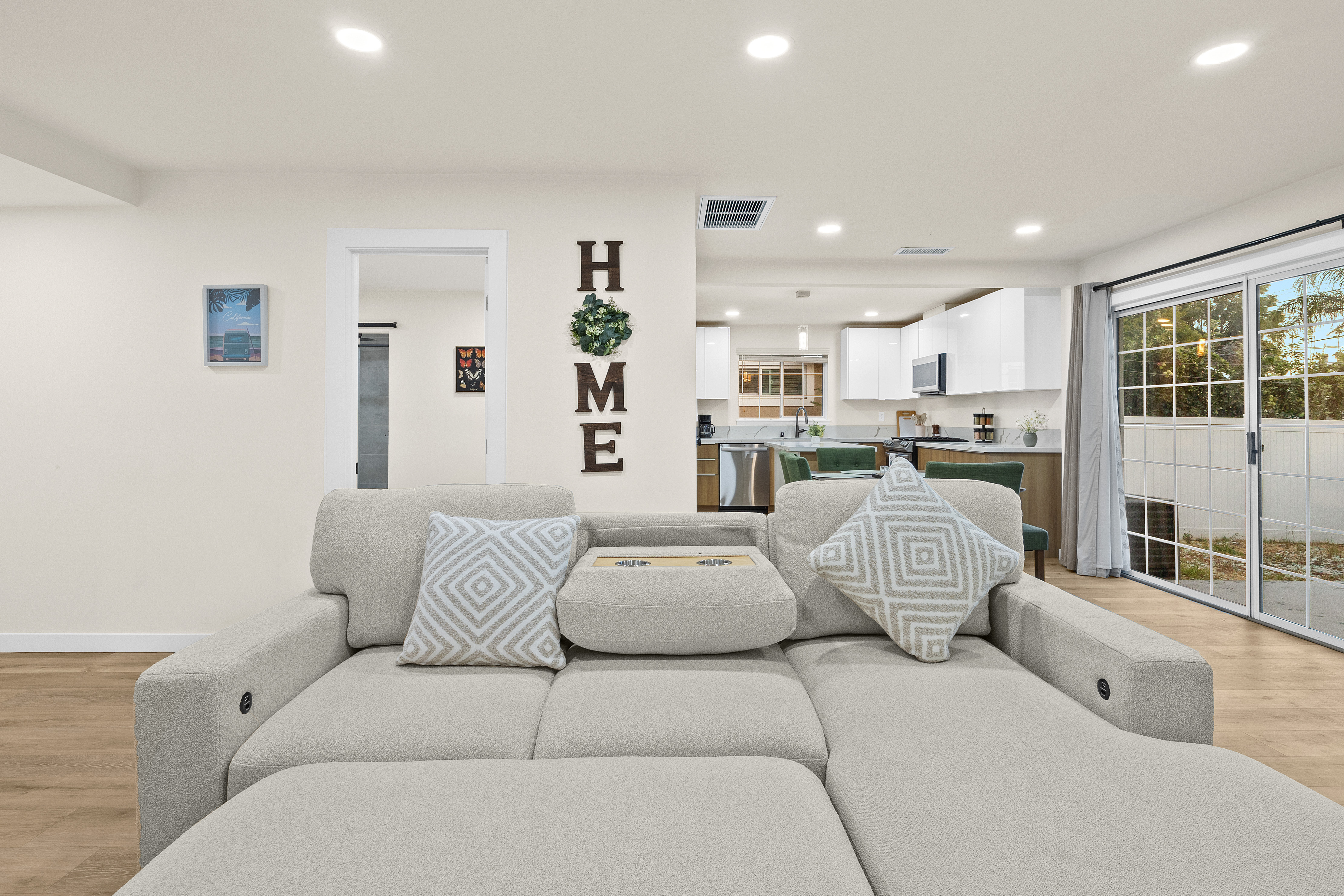 Casa Tranquila – Modern Comfort Meets Warmth photo 2