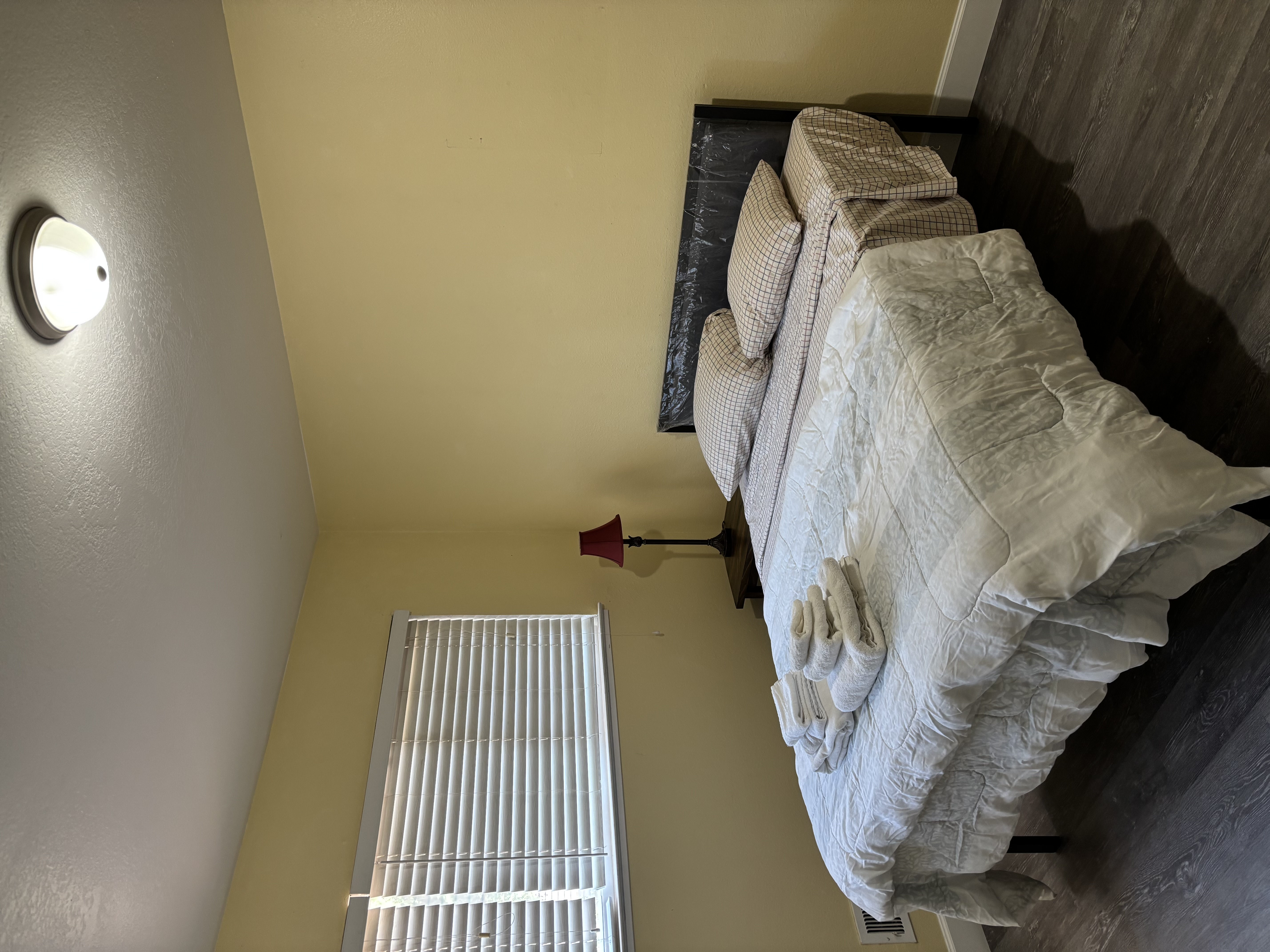 Spacious Pet-Friendly Midterm Rental/ 5 bedrooms photo 5