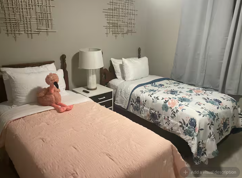 4BR Family Getaway – Pets Welcome, Self Check-In photo 3