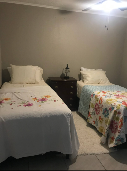 Nice & Spacious House in Silsbee w/ Self Check-in photo 4