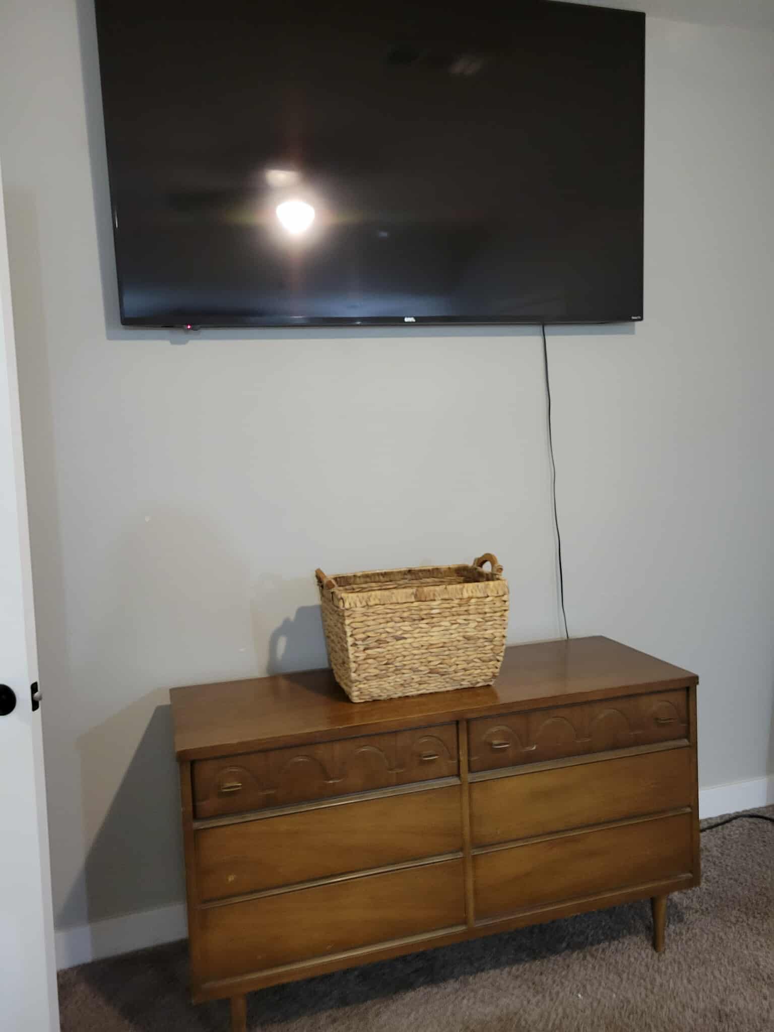 6 BRs Spacious Charming House, Great Neighborhood photo 4