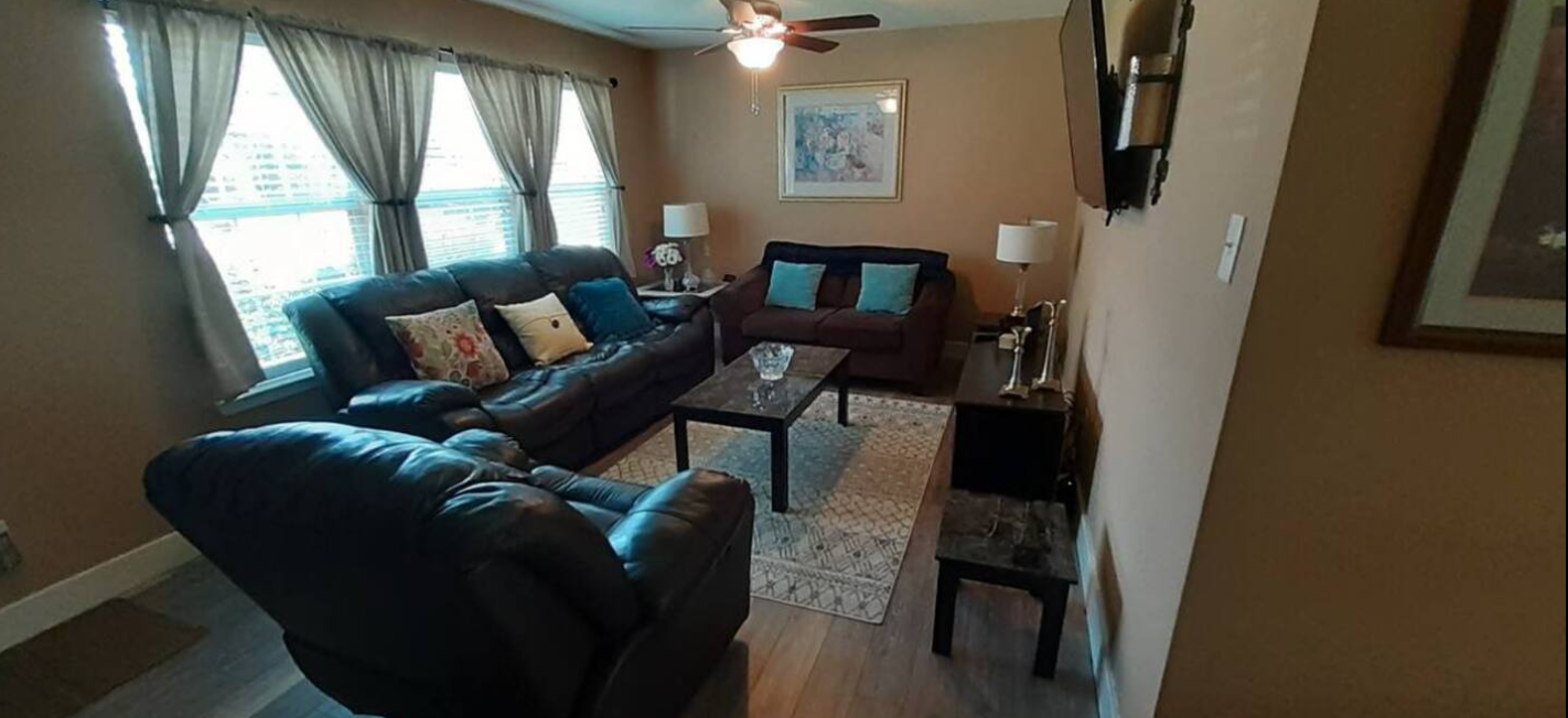 Enjoy Vacation in a Quiet Area w/ Huge Backyard photo 5