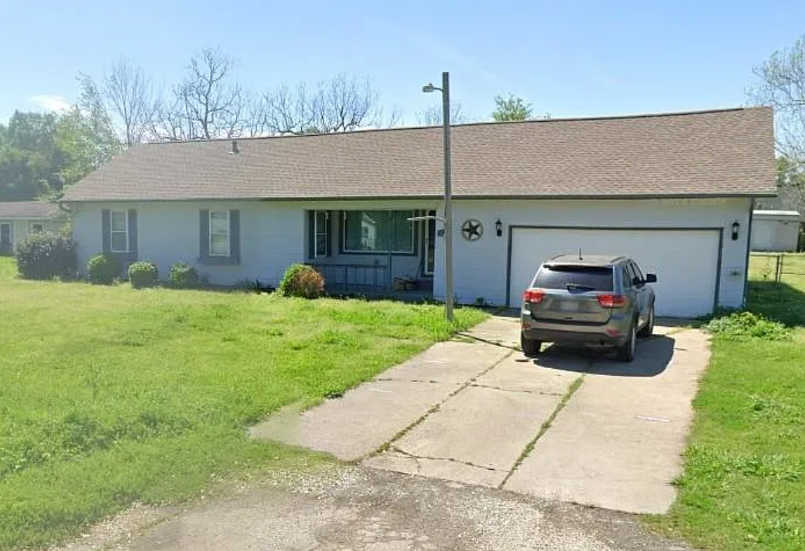 Beautiful 4Bedroom in Bridge City photo 2