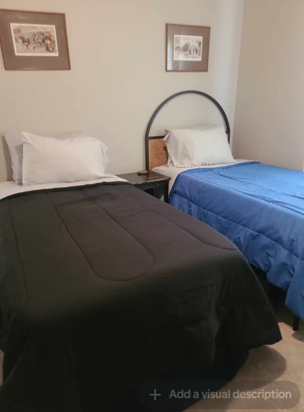 Spacious 5BRs for Rent in Groves photo 4