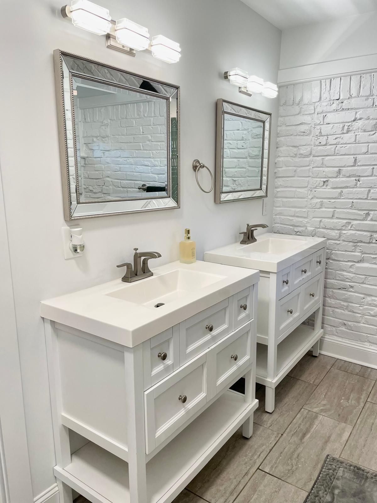 Stylish Fully Furnished 3 Bed/3 Bath in Decatur photo 2