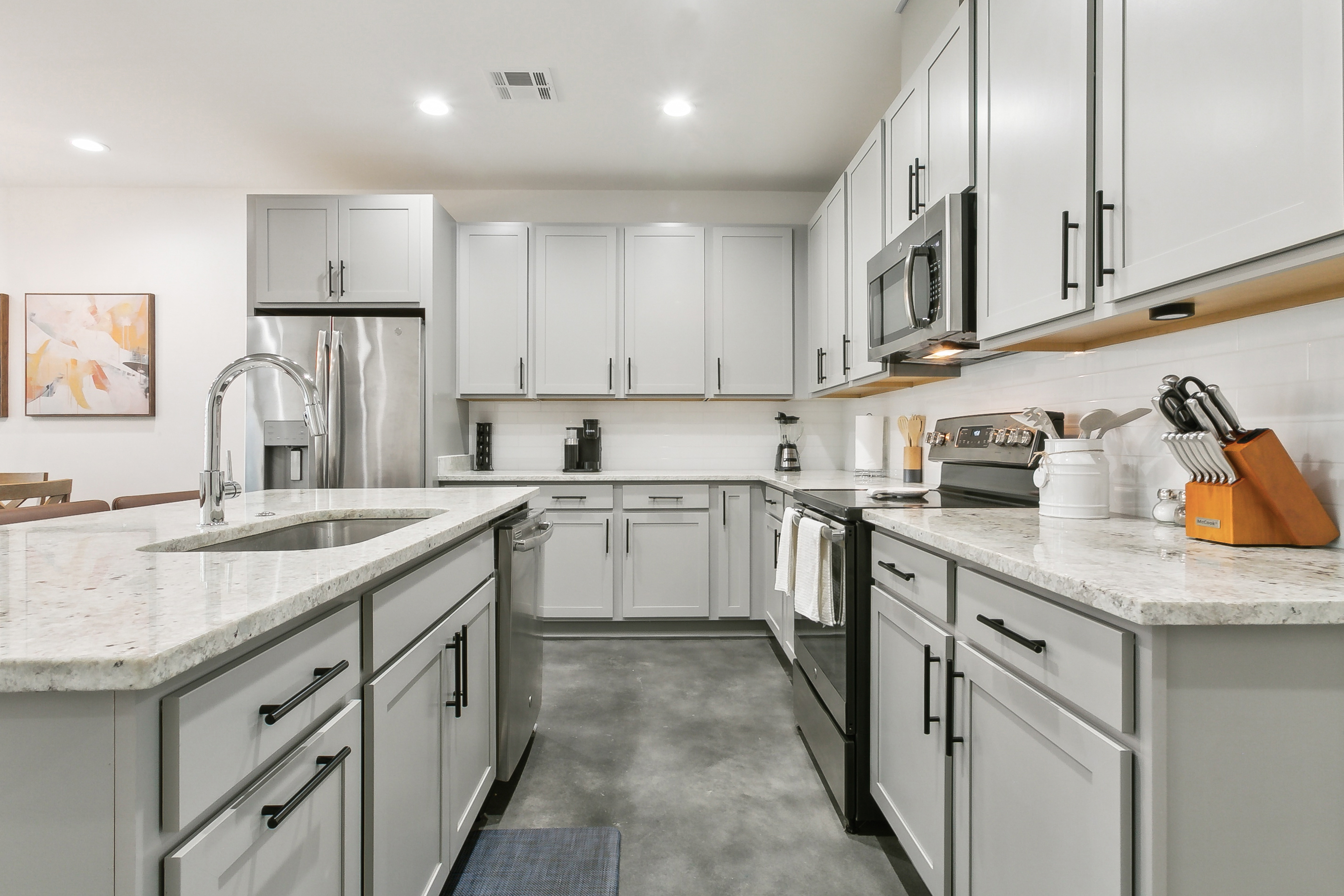 Belle Chasse 3BR/2.5BA Townhome photo 2