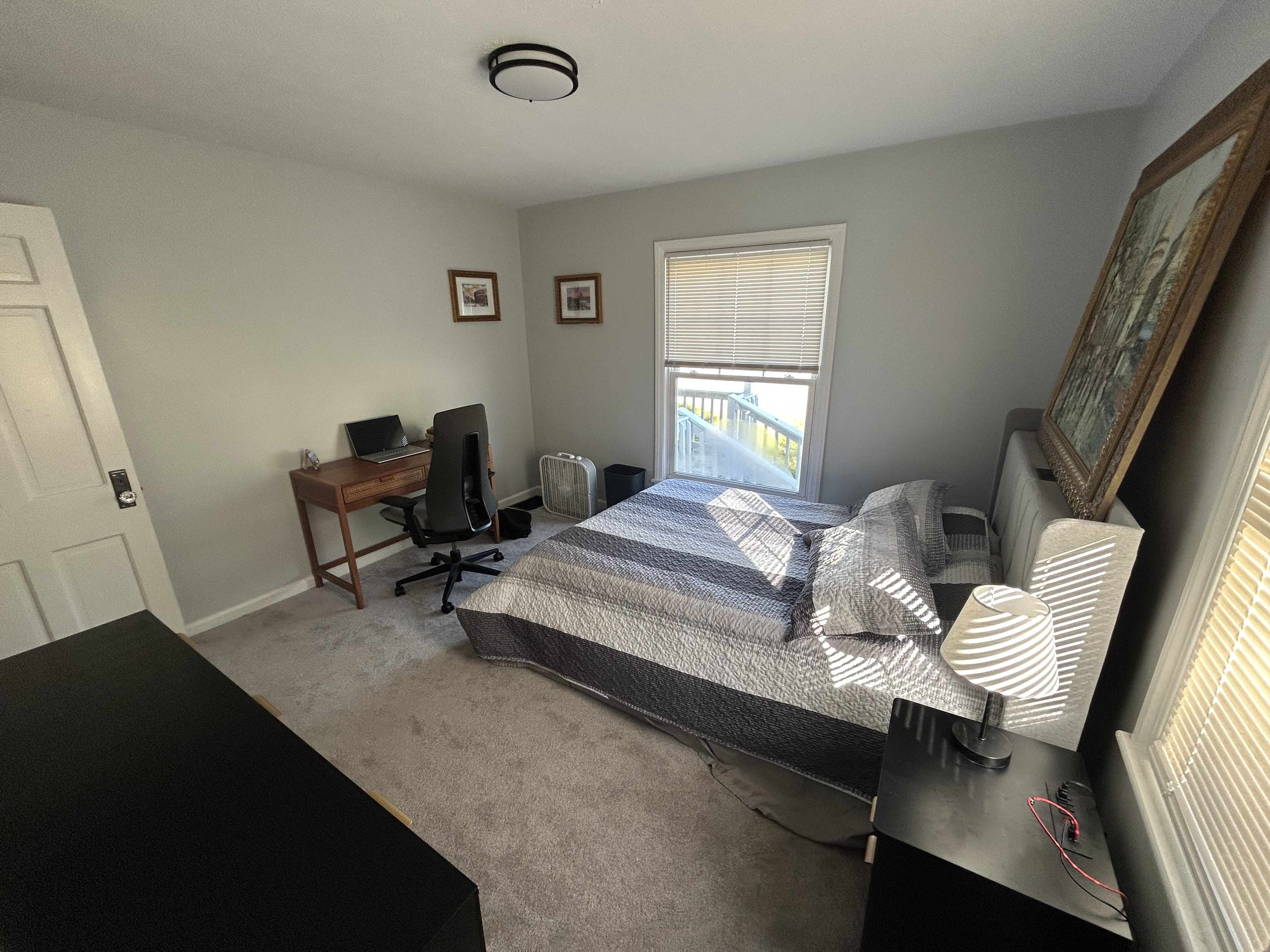 Private Room .5 Miles From Community East Hospital photo 3