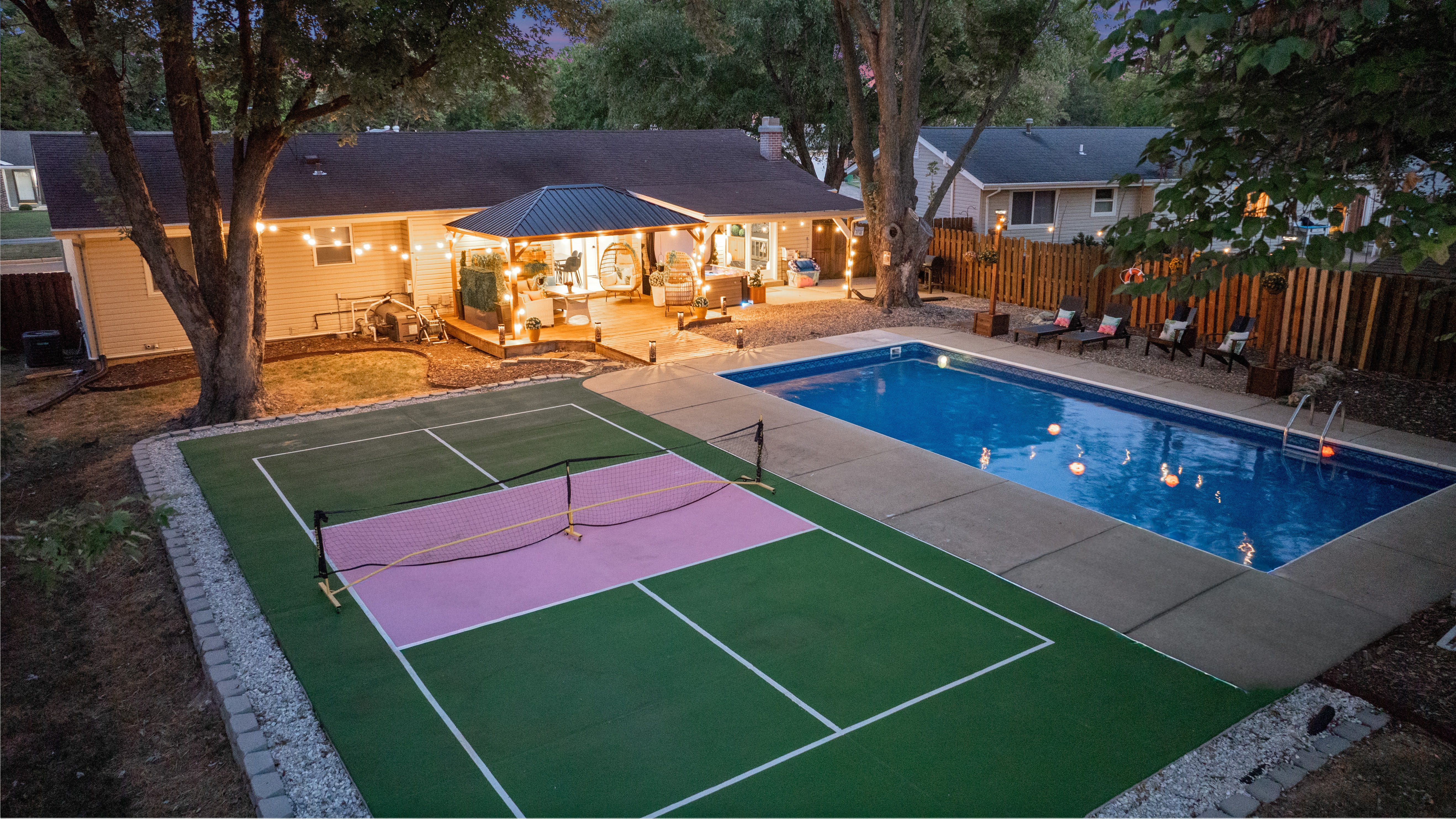T Luxury Pool, Hot-tub, PickleBall, Arcade&Theater photo 4