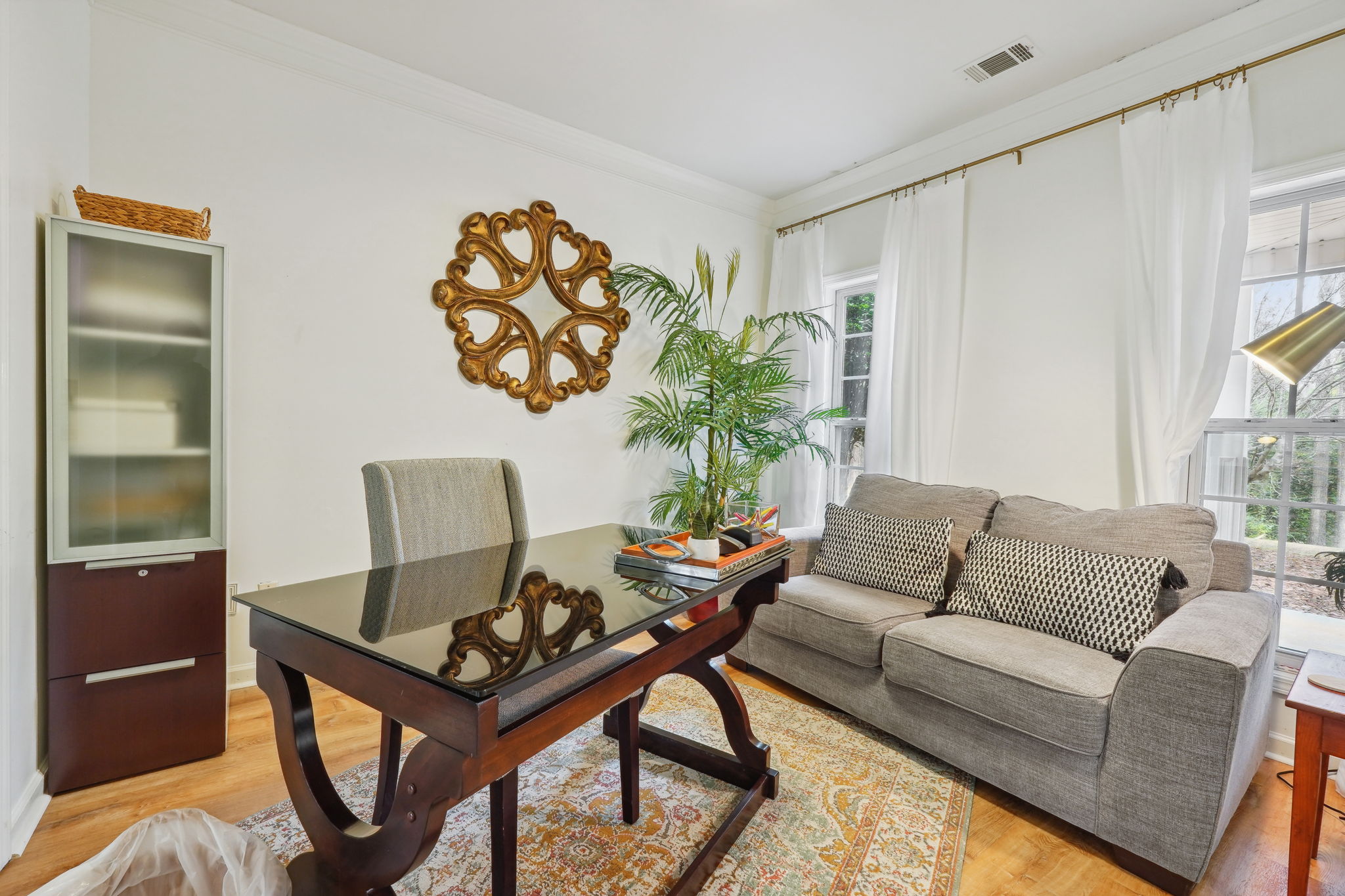 Fully Furnished 4BR Home Now Available photo 5