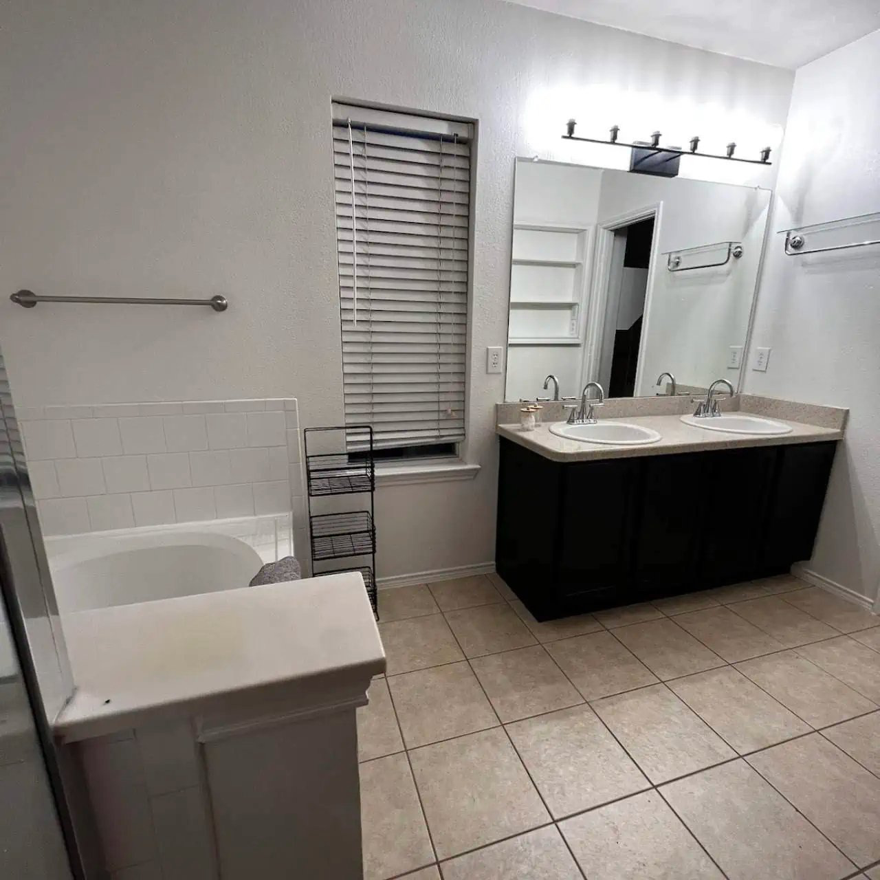 Lucky Day Retreat - Montlhy - Furnished - Rental photo 3