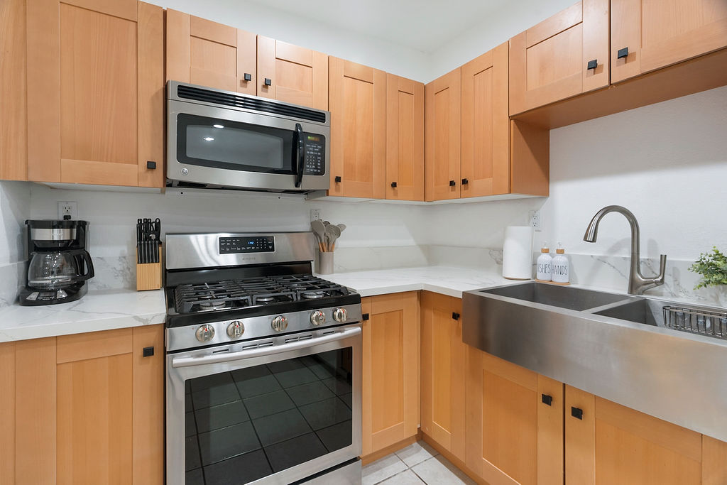 Casita Full Kitchen-AC-Ping Pong-21 miles to beach photo 5