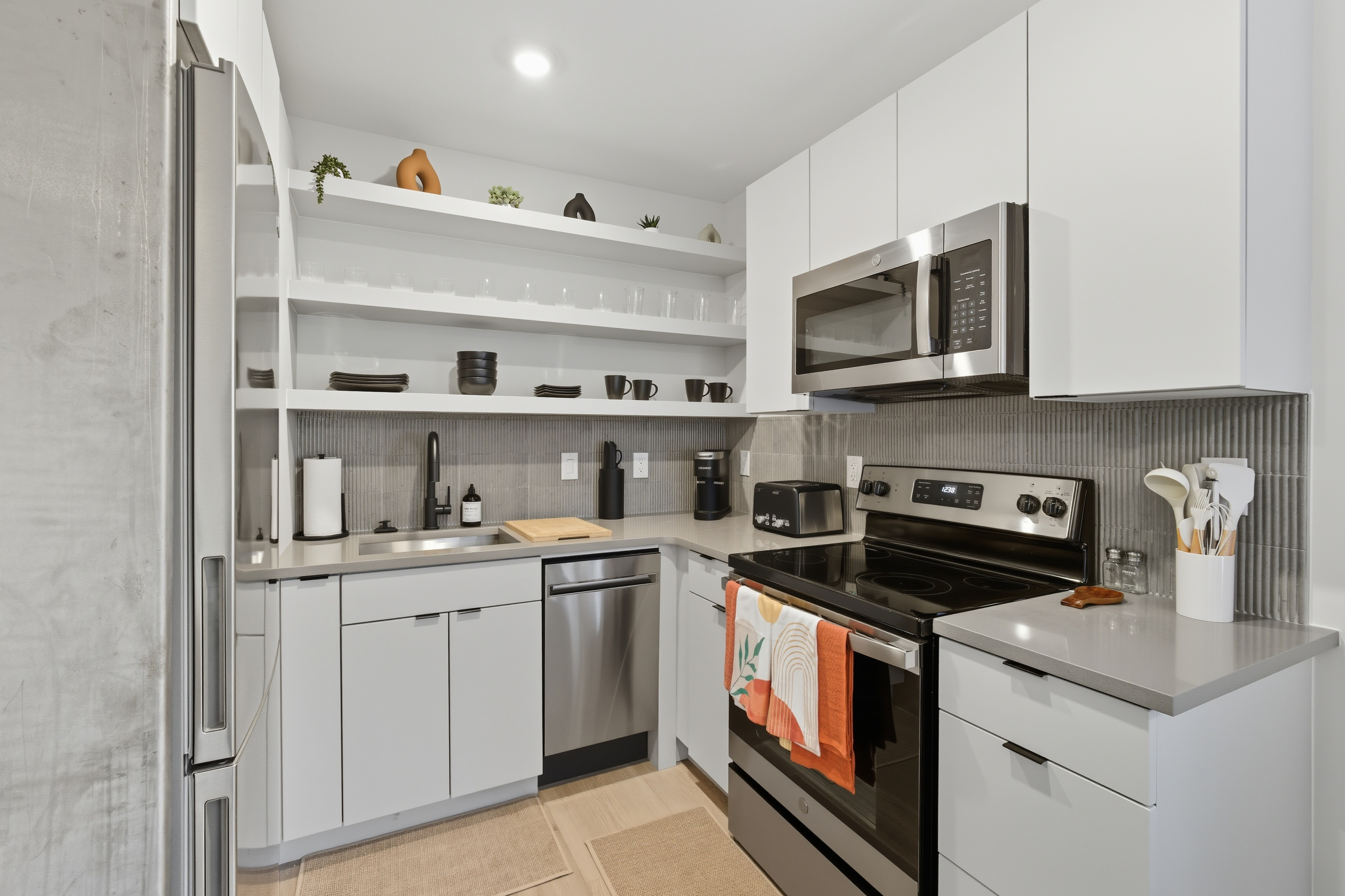 NEW Copper Flats 1 Bed/1 Bath With Amenities photo 2
