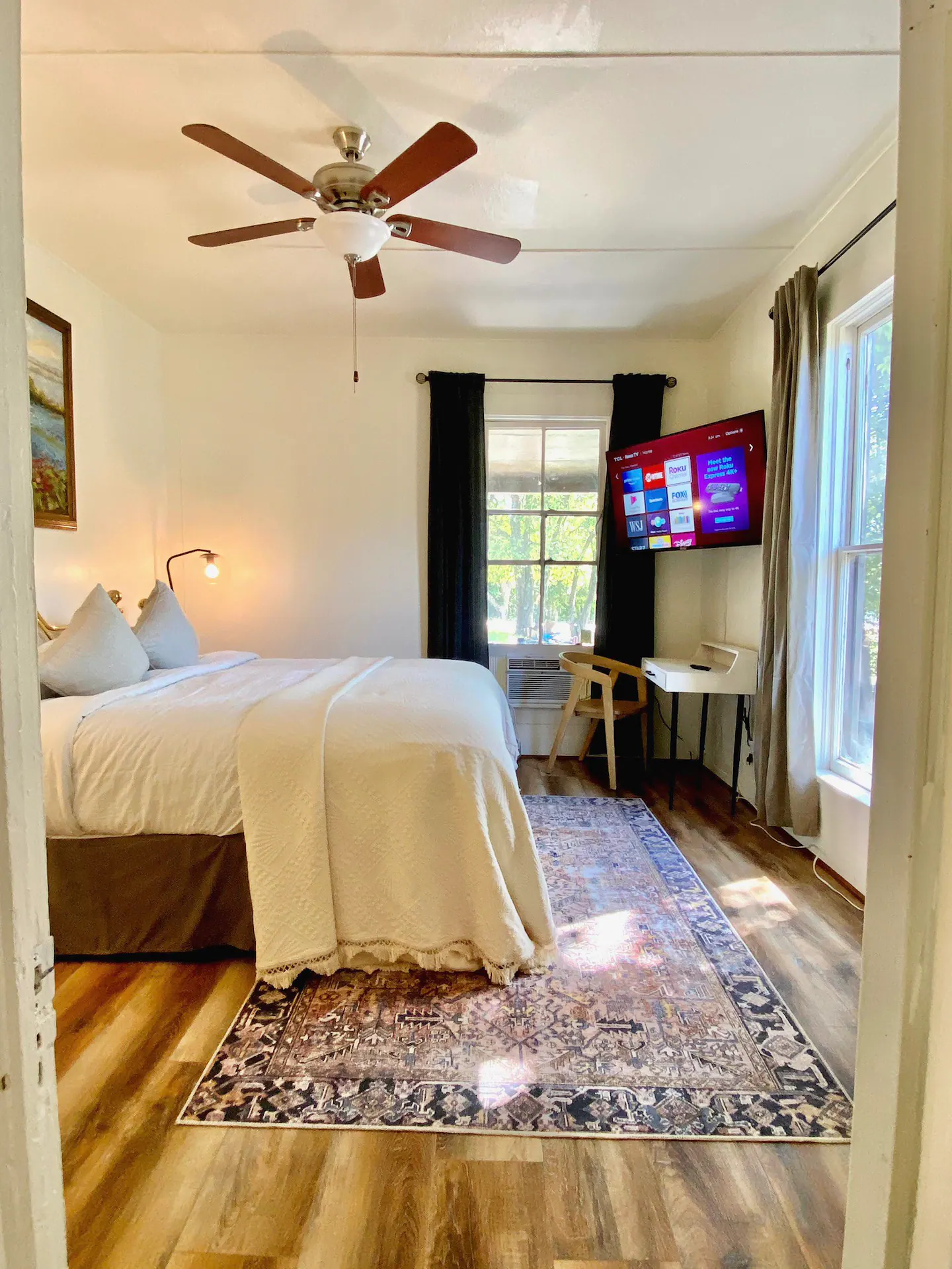 Cozy Little Place in Auburn CA photo 3