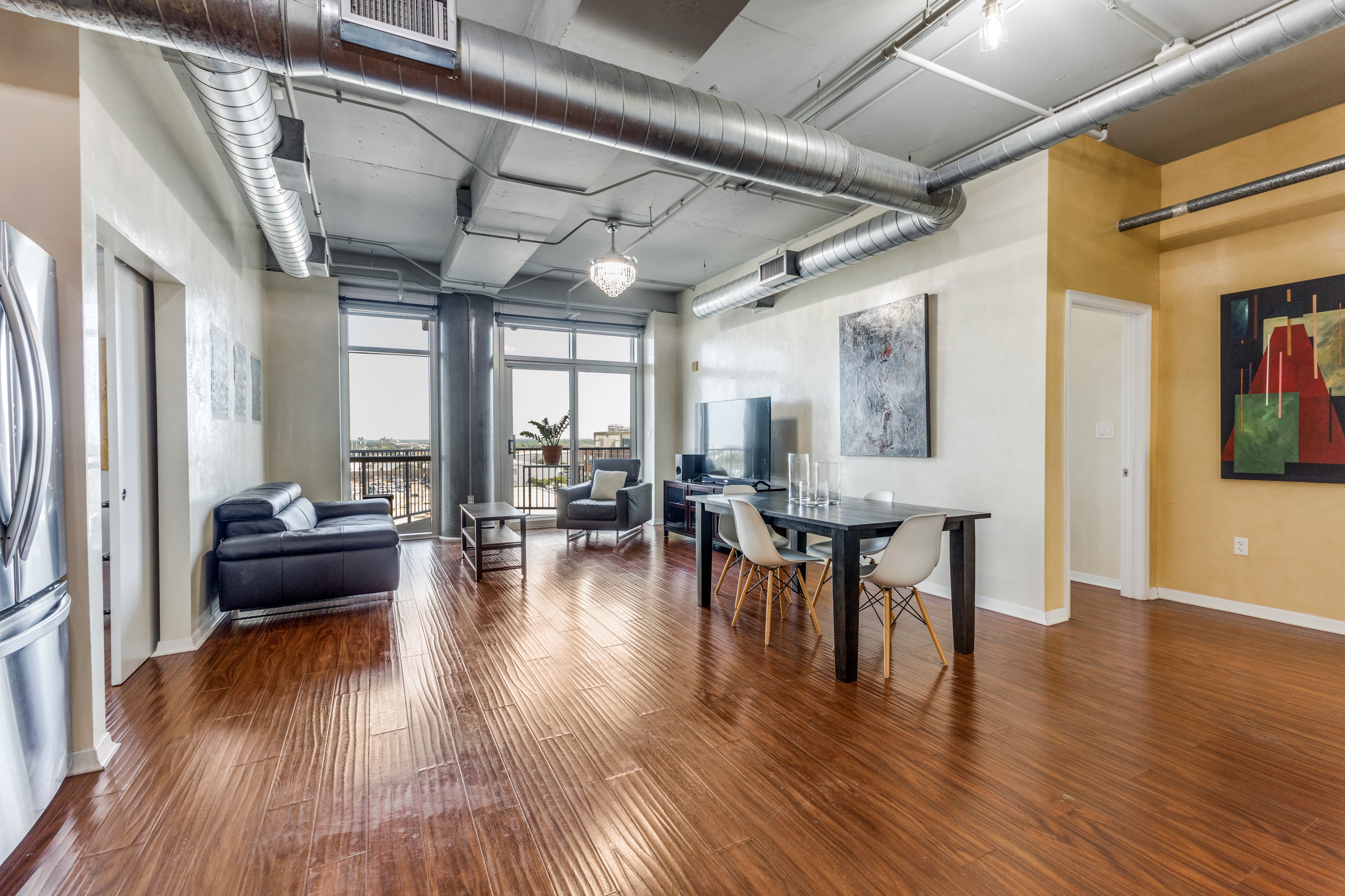 Downtown Dallas Condo  photo 4
