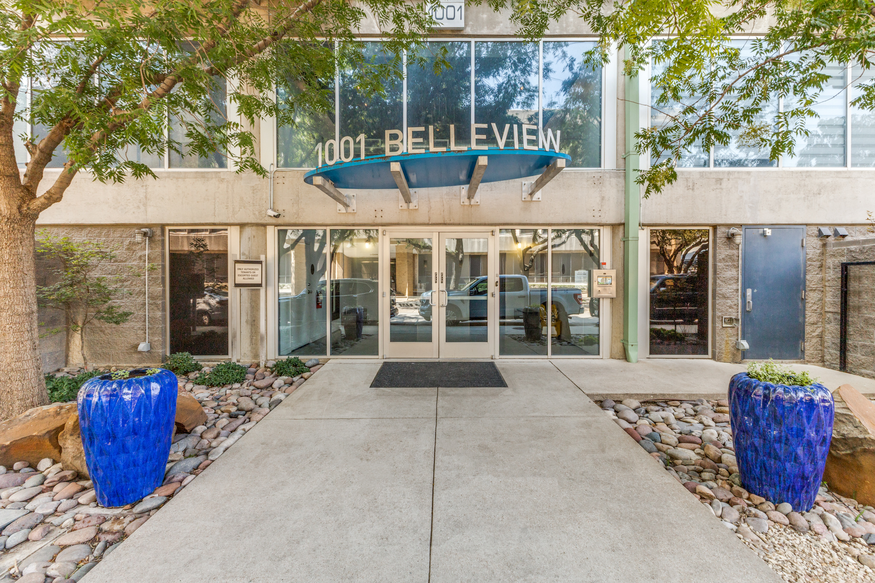 Downtown Dallas Condo  photo 3