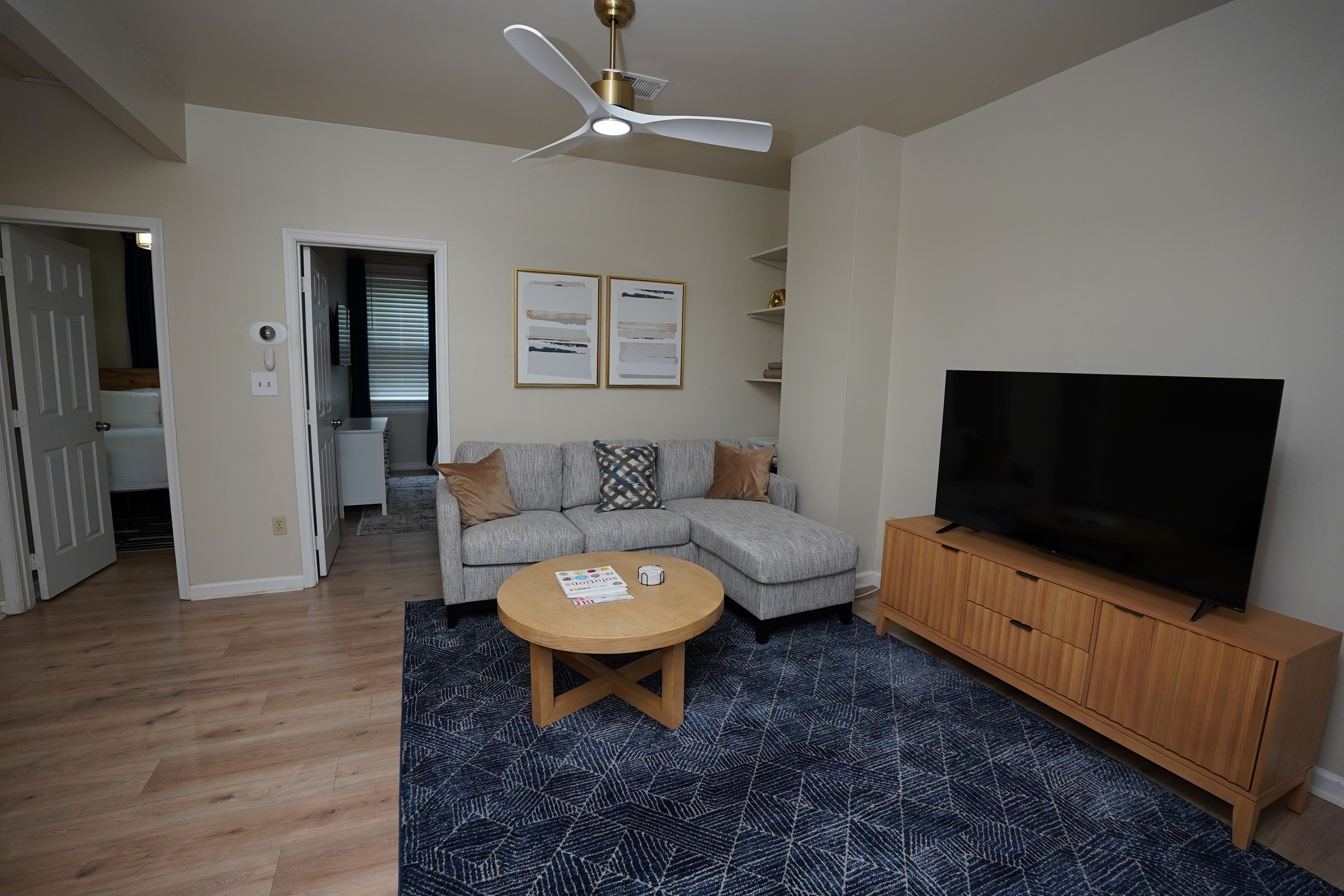 Two Bedroom Near Sports & Museums photo 3