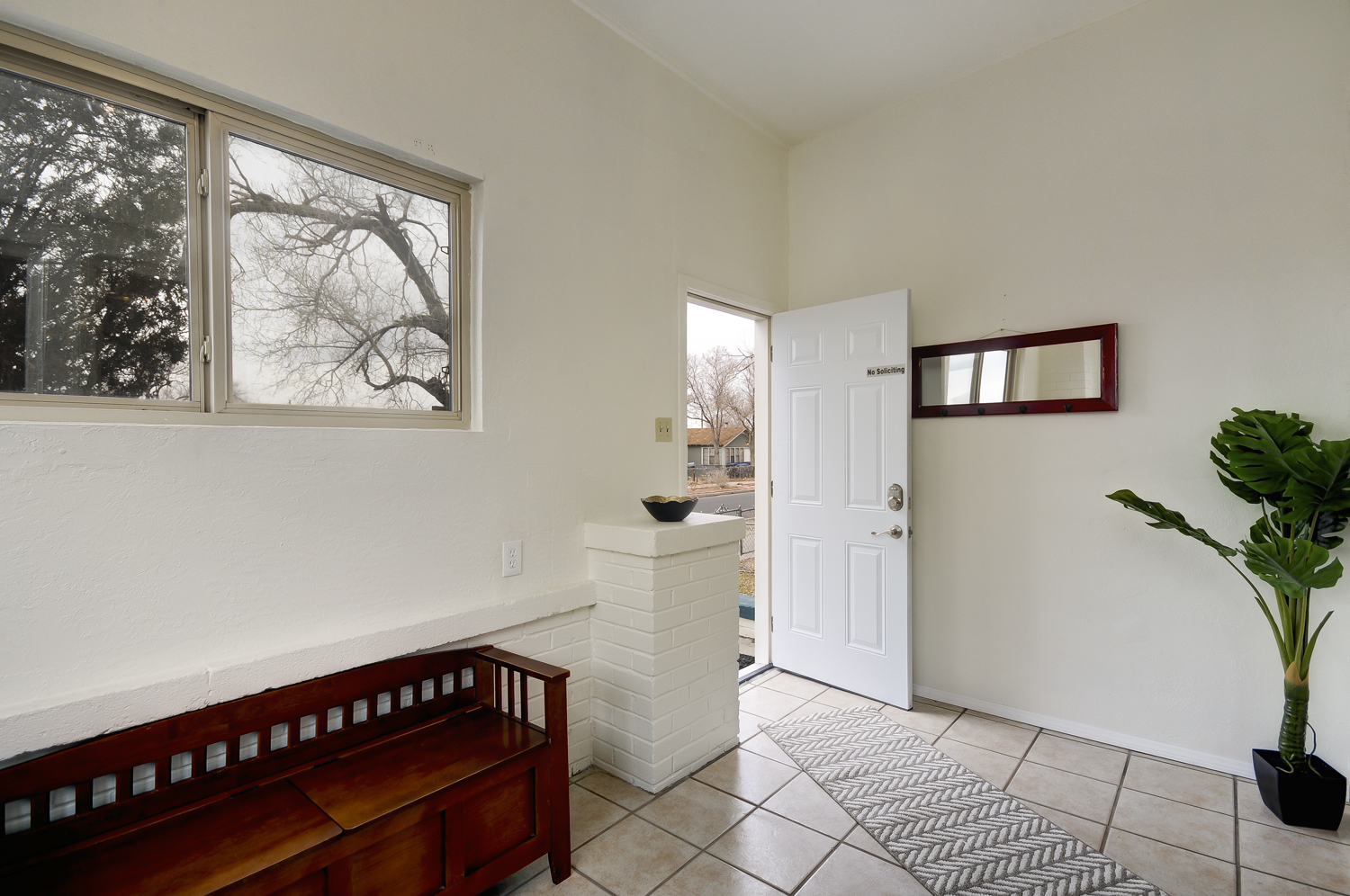Downtown 2 bedroom 1 bath by hospitals photo 4