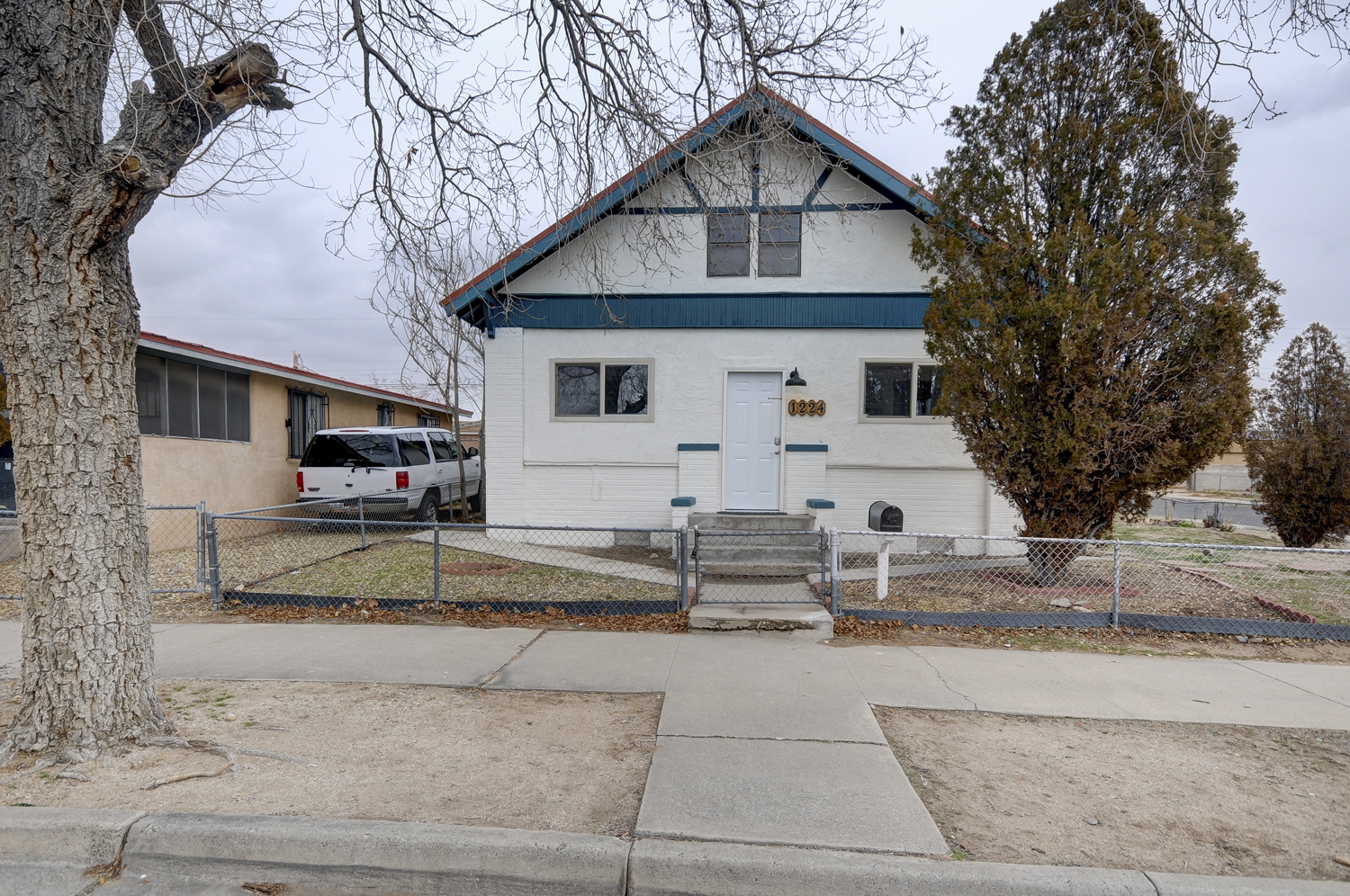 Downtown 2 bedroom 1 bath by hospitals photo 3