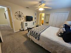 Beautiful Fully-Furnished Townhome Near Disney  photo 2