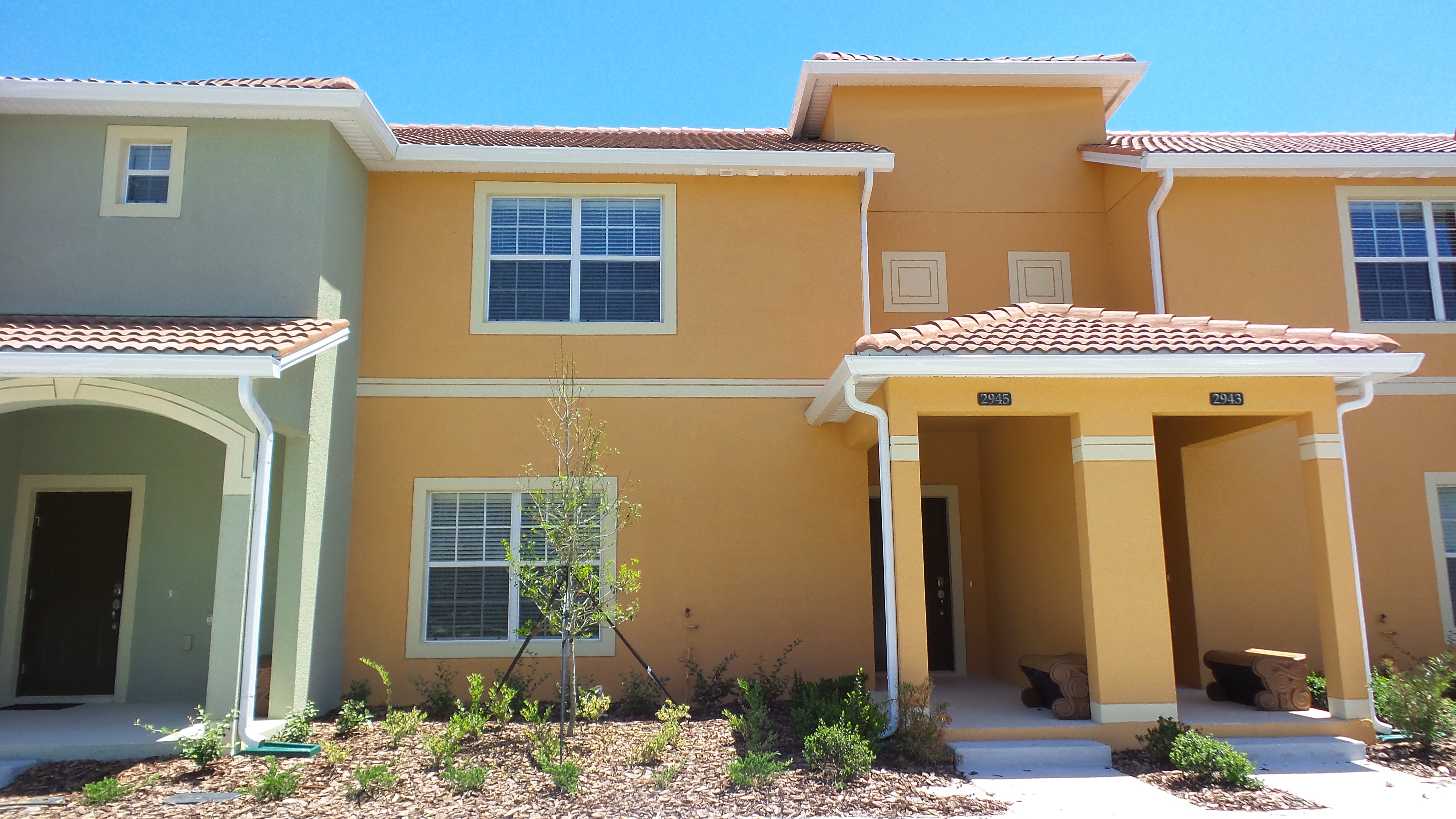 Beautiful Fully-Furnished Townhome Near Disney  photo 3