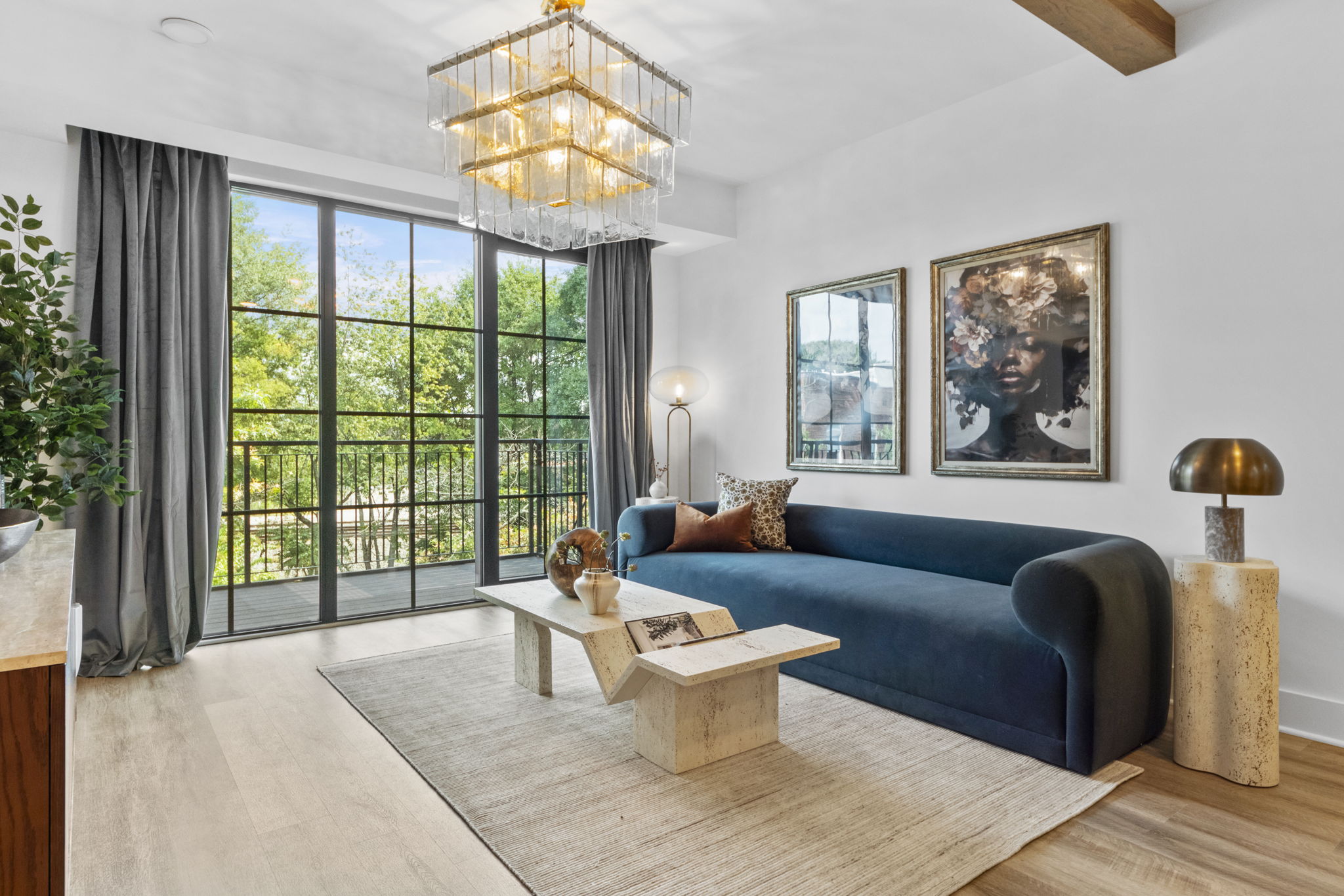 Bleau Vine Suite photo 2