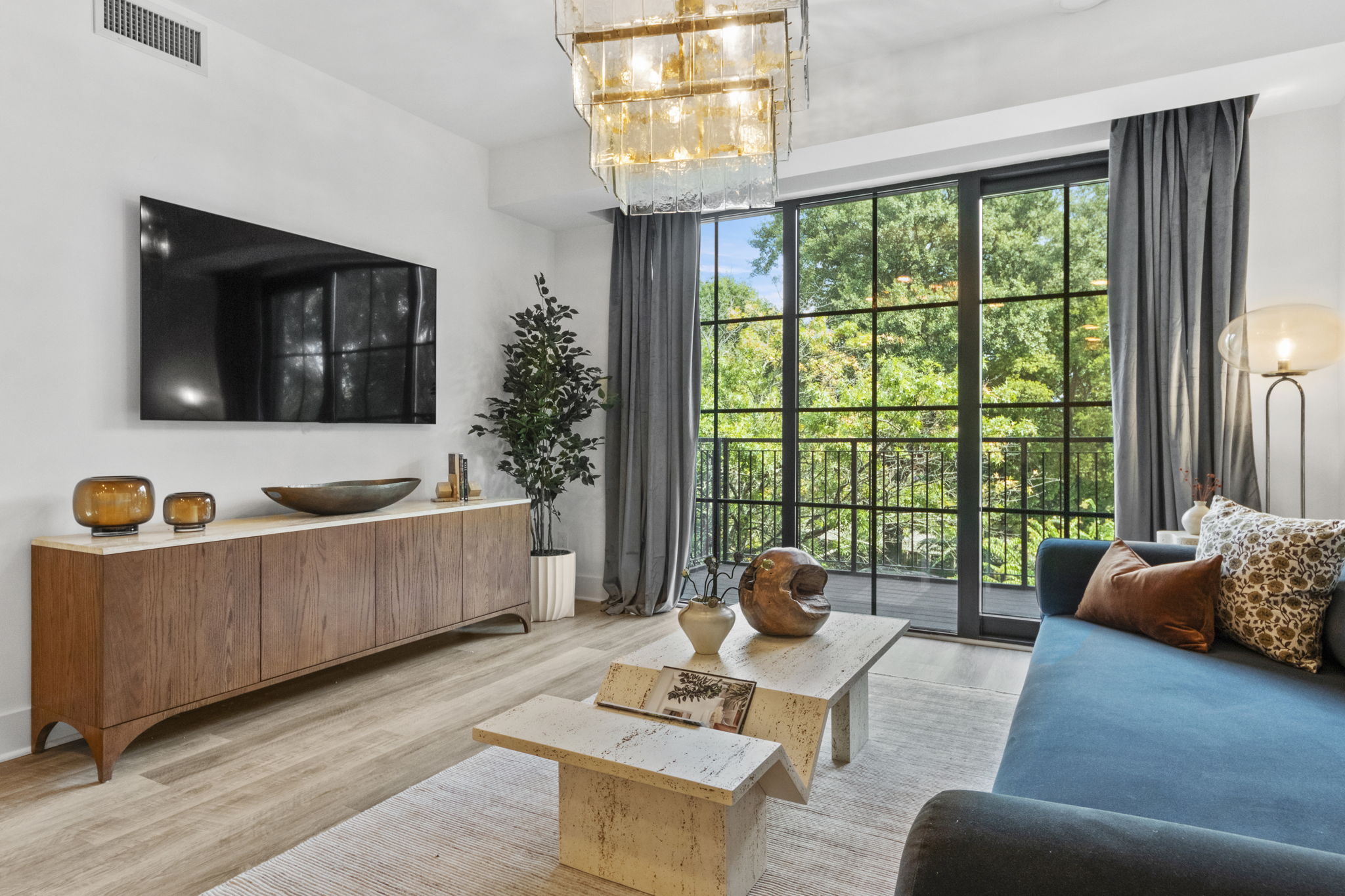 Bleau Vine Suite photo 3