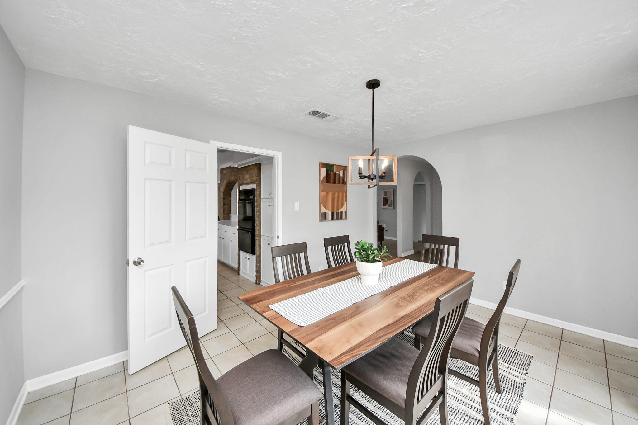 Family & Pet-Friendly Home in Spring, TX photo 4