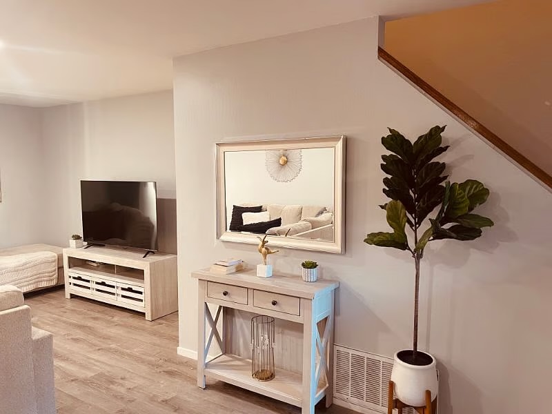 Napa Valley Modern Condo with Covered Parking photo 2