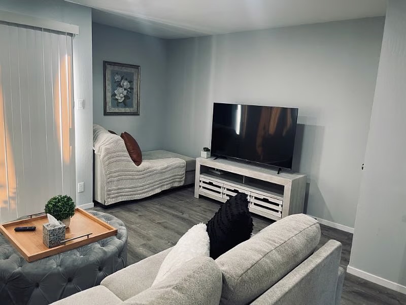 Napa Valley Modern Condo with Covered Parking photo 4