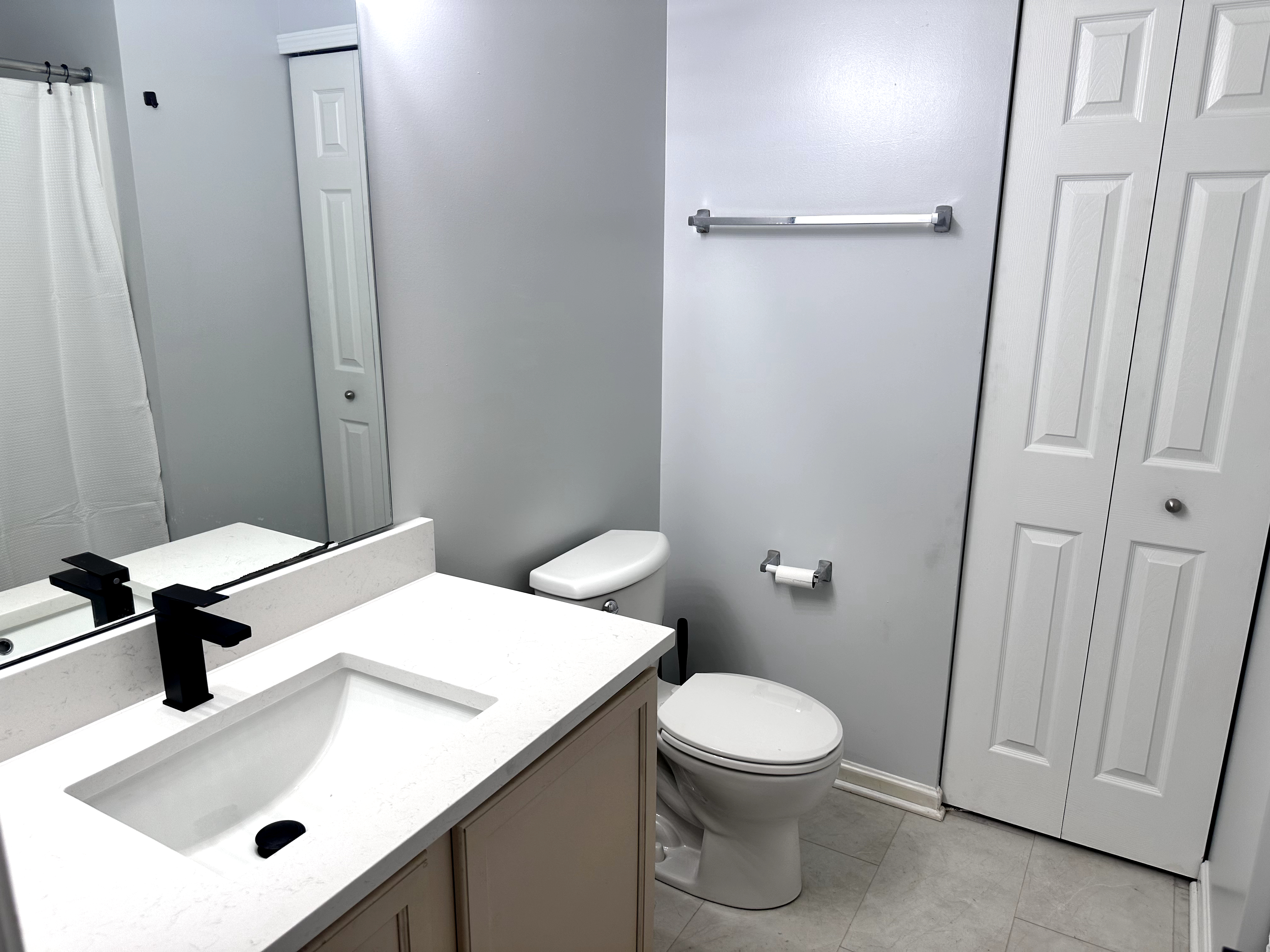 30+ Days, Pay Weekly: Safe, Quiet, Residential photo 3