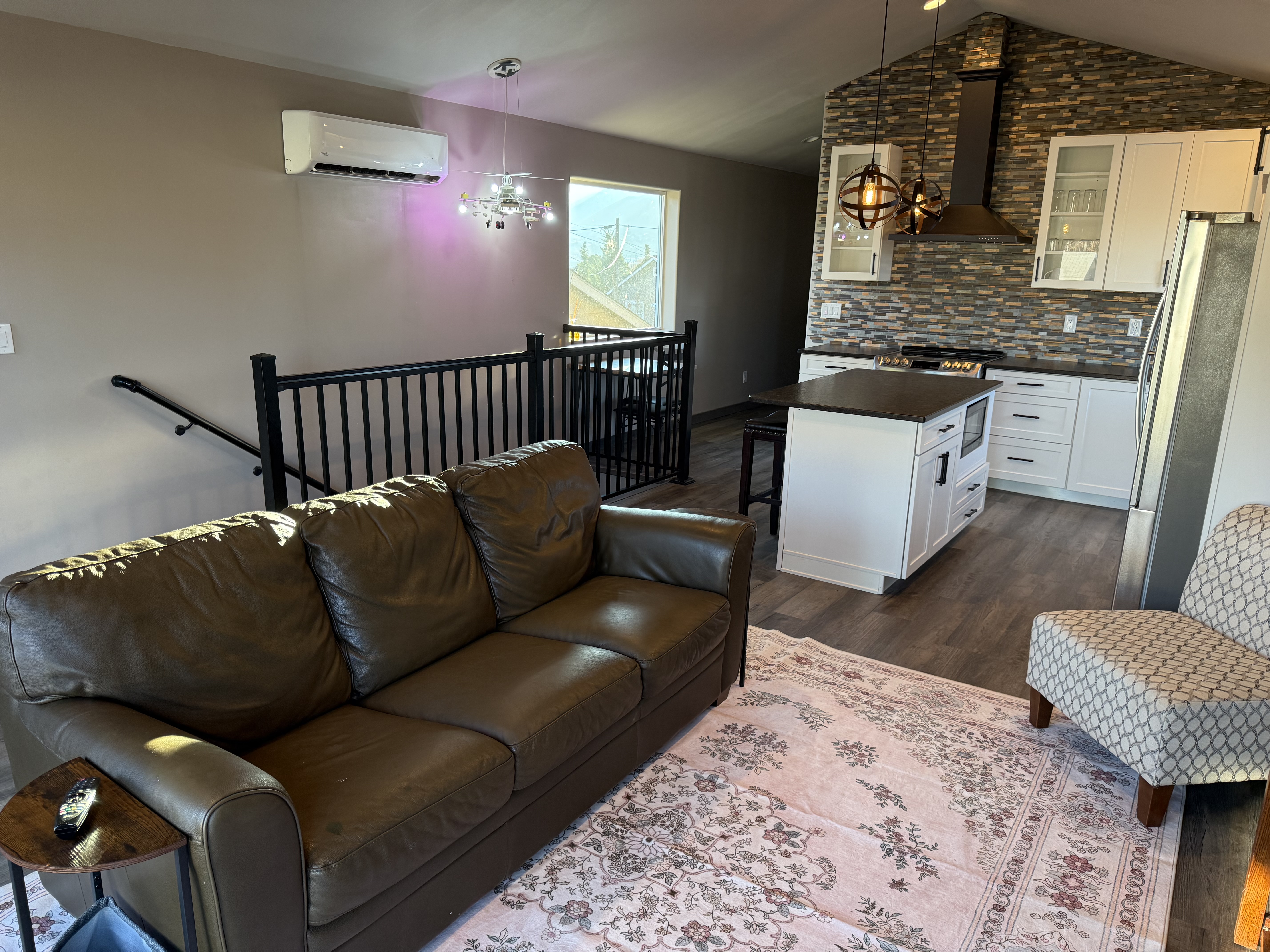 EXECUTIVE 950 SQ. FT. LUXURY 1BR/1BA photo 4