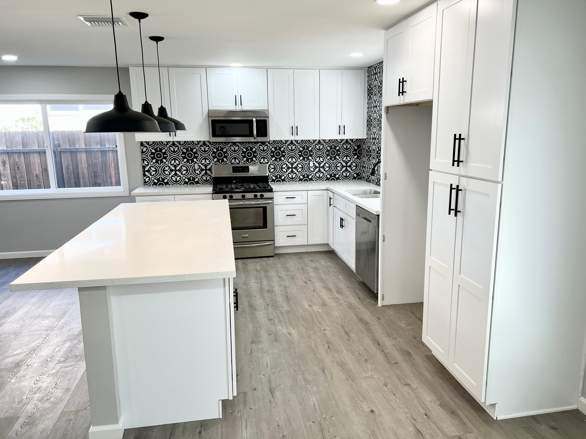 SoCal Simi Valley Insurance Housing Furnished Home photo 3